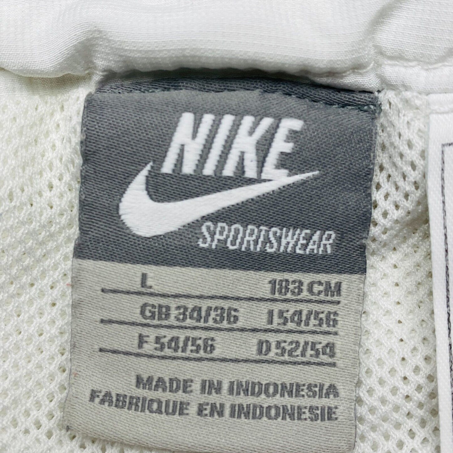 NIKE SPORTSWEAR White Activewear Shorts Size L