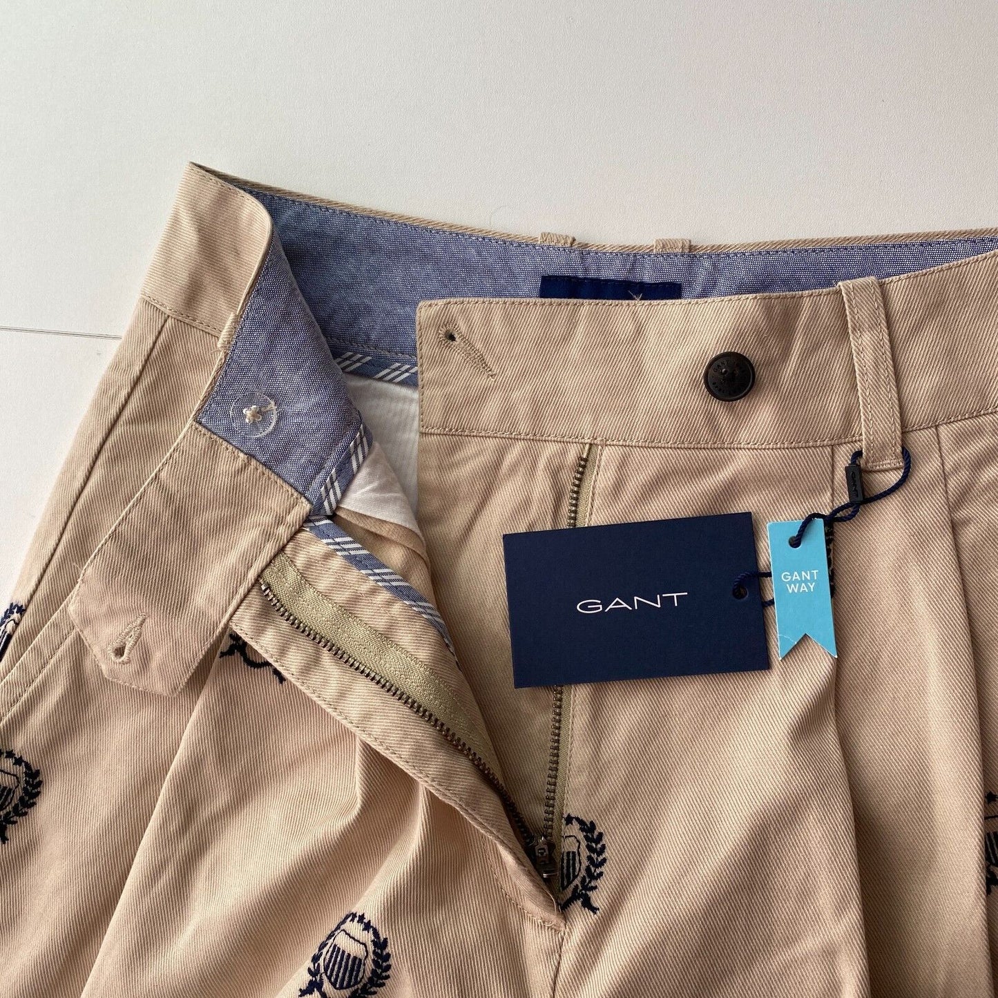 GANT Damen Beige Regular Fit Denim Plissee-Shorts Größe EUR 34 UK 6 US 4 W24