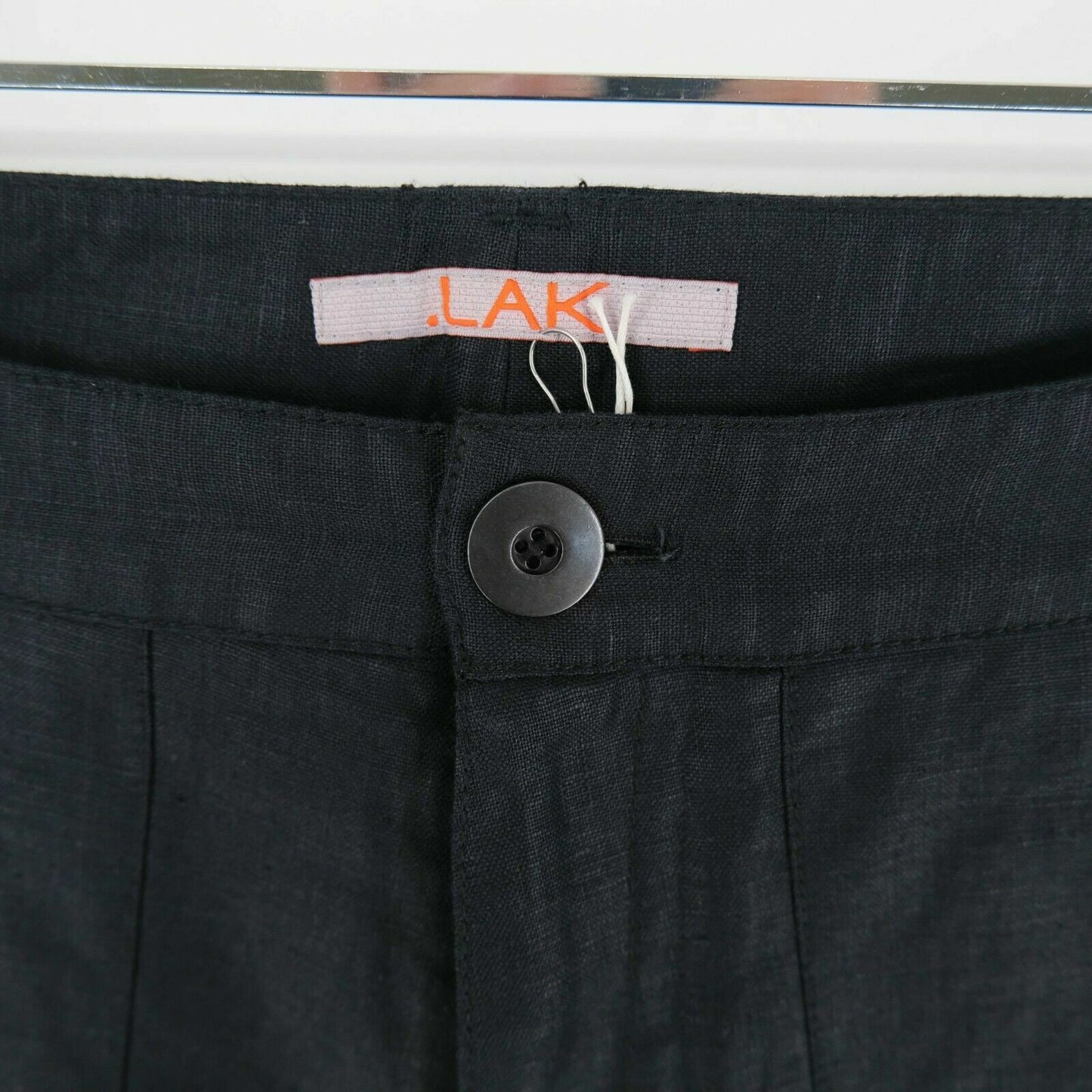 UVP €120 LAK Schwarze Bermudashorts aus 100% Leinen Größe 46 48 50