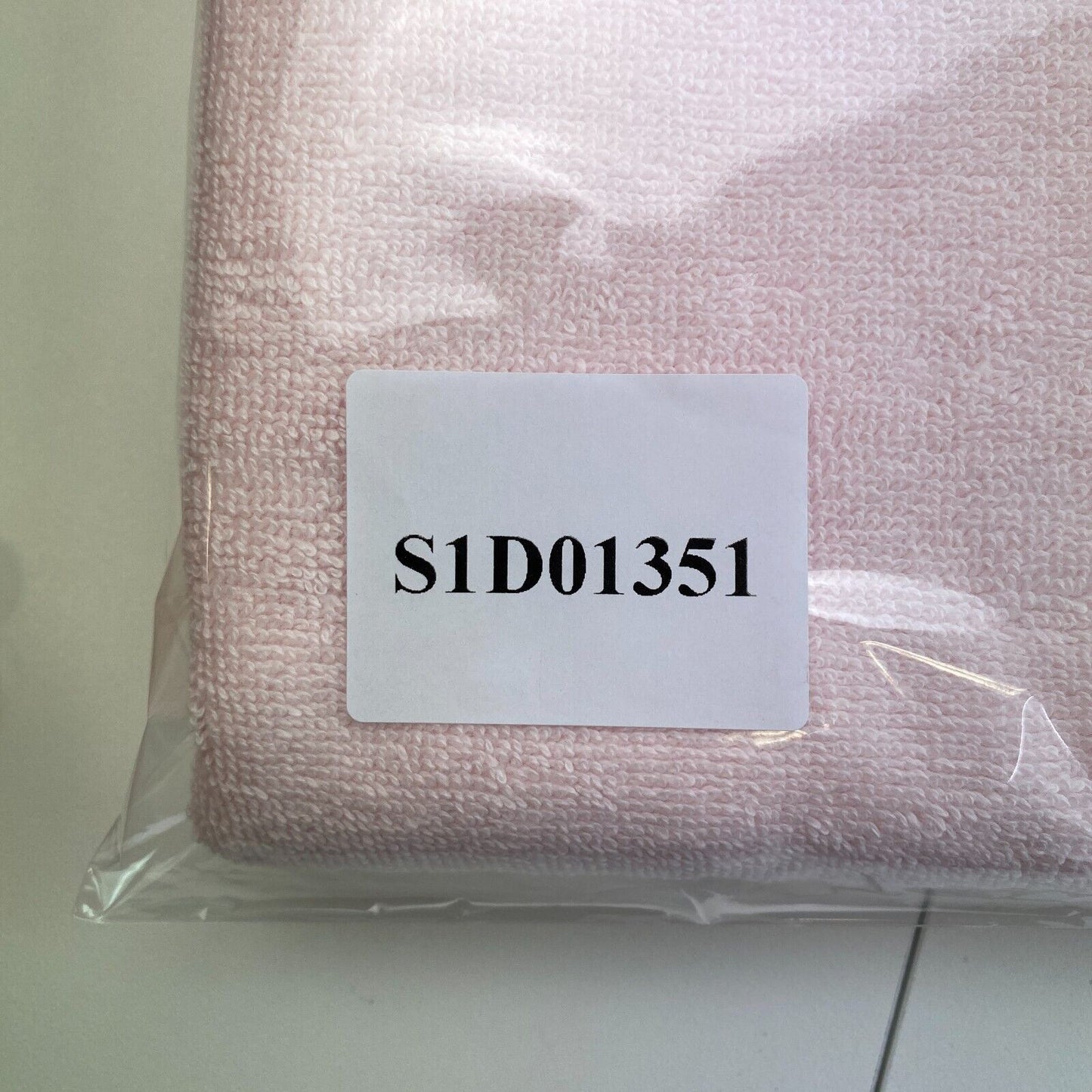 GANT Pink Solid Bath Towel Size 70 x 140 cm