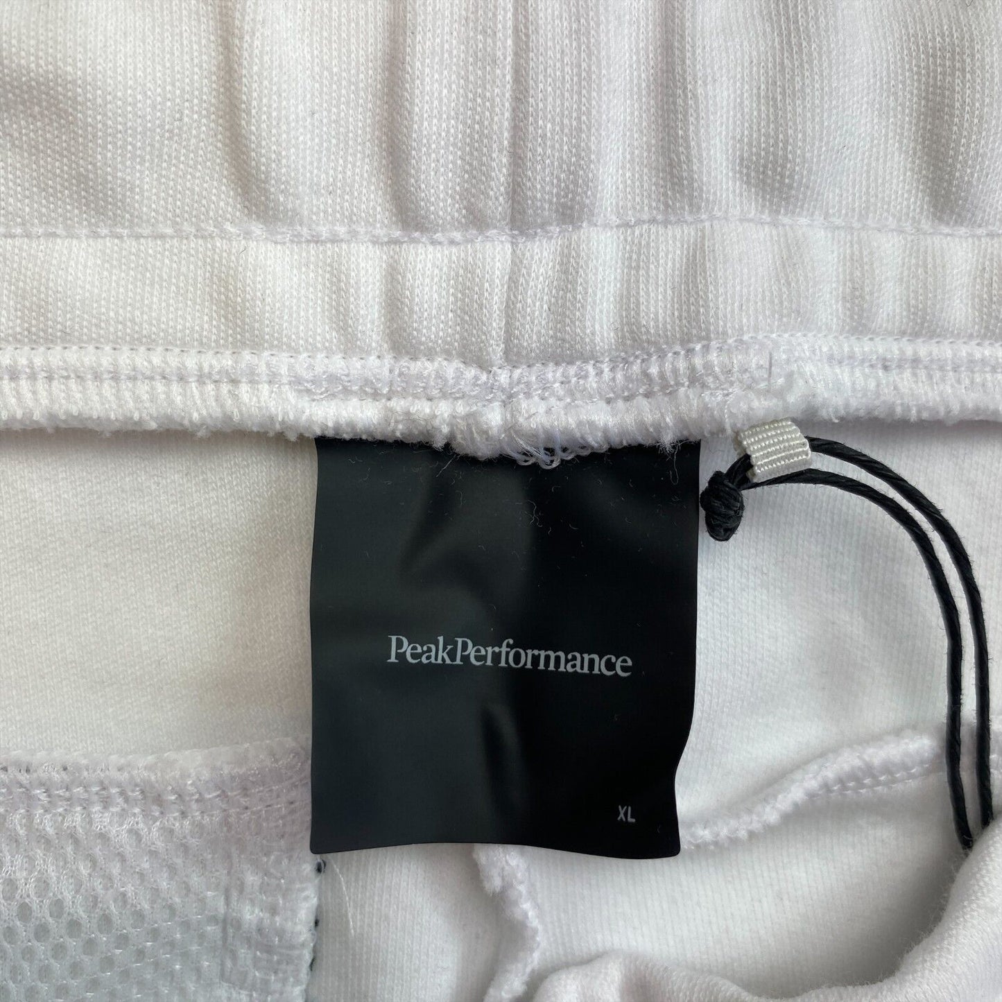 Peak Performance White Tech Sweat Shorts Size XL