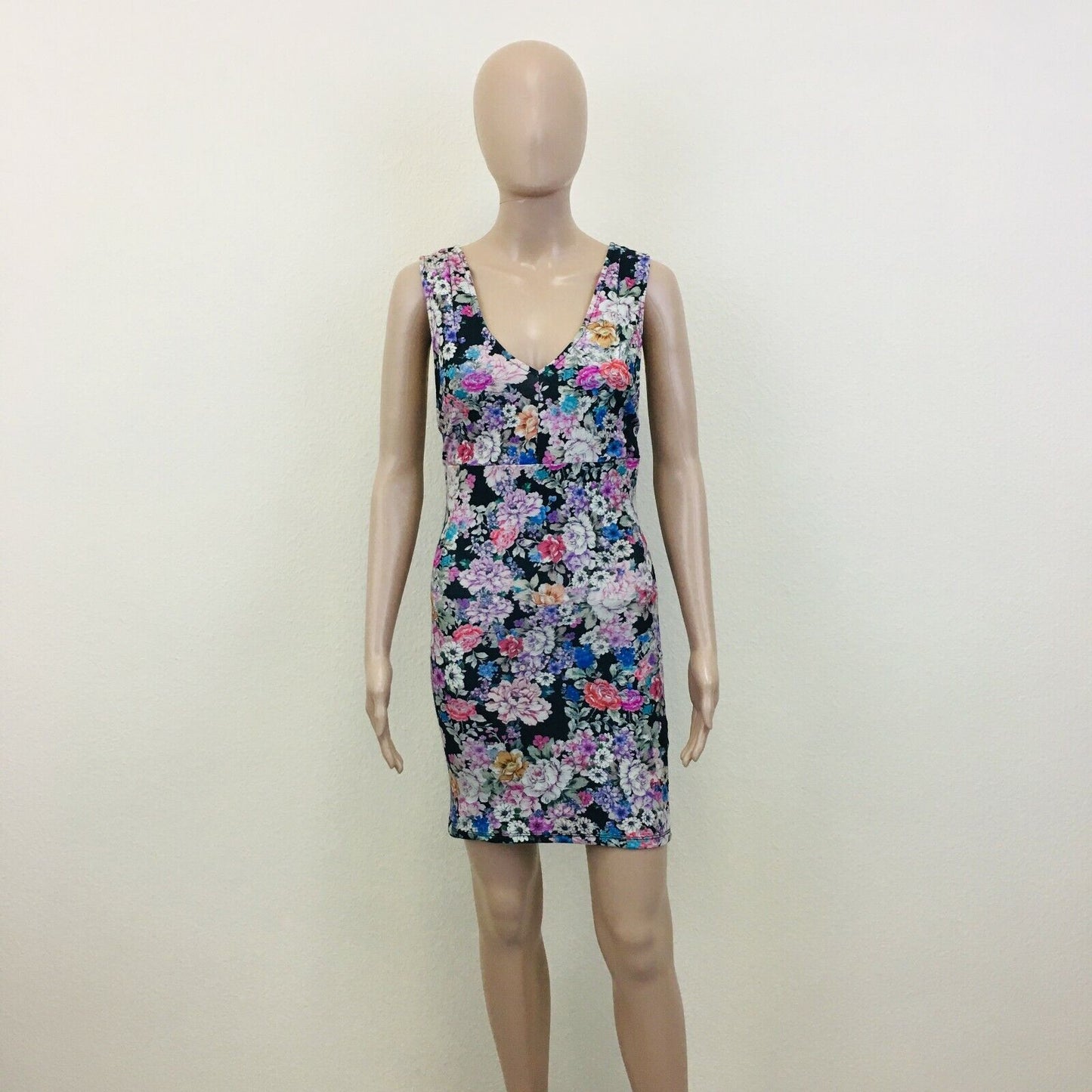 PULL&BEAR Flowered Ladies Sleeveless Dress Size M