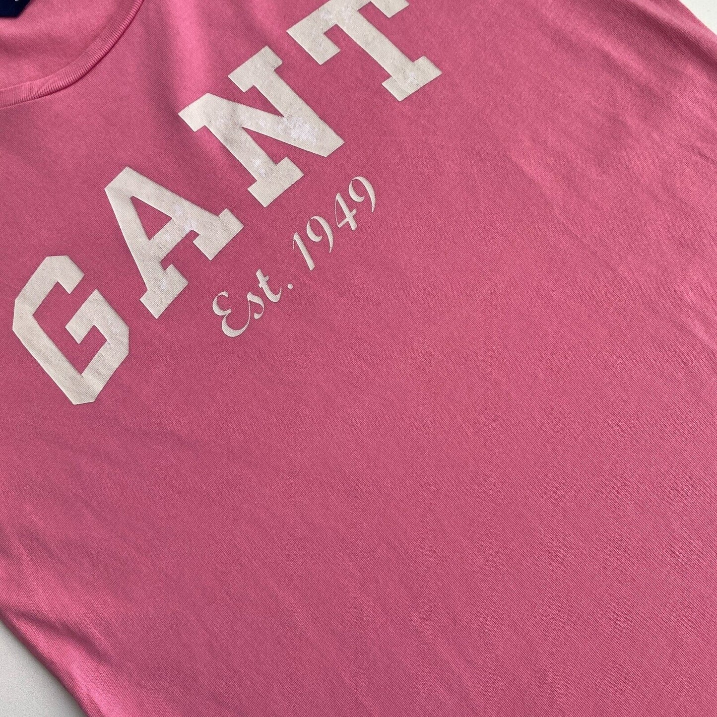 GANT Pink Rose  Logo Crew Neck T Shirt Size XS