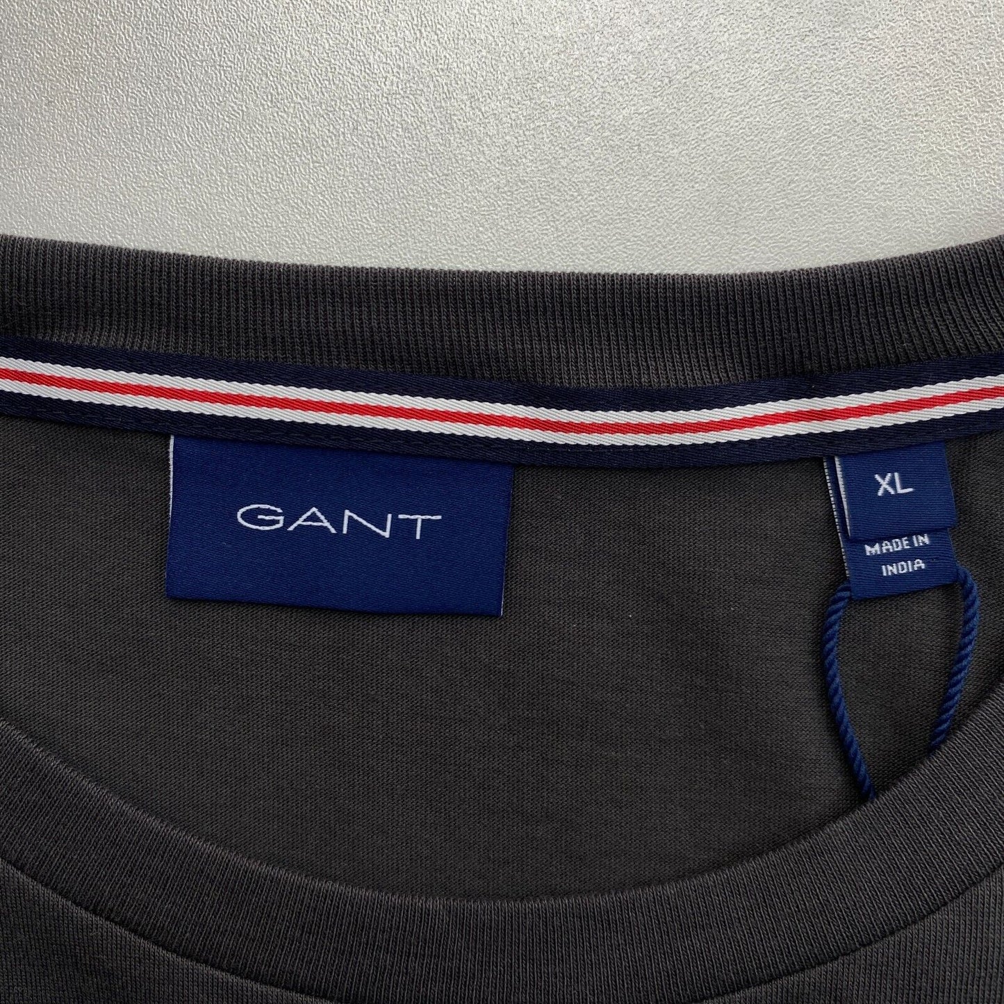 GANT T-Shirt Retro Shield SS Rundhals Dunkelgrau Größe XL