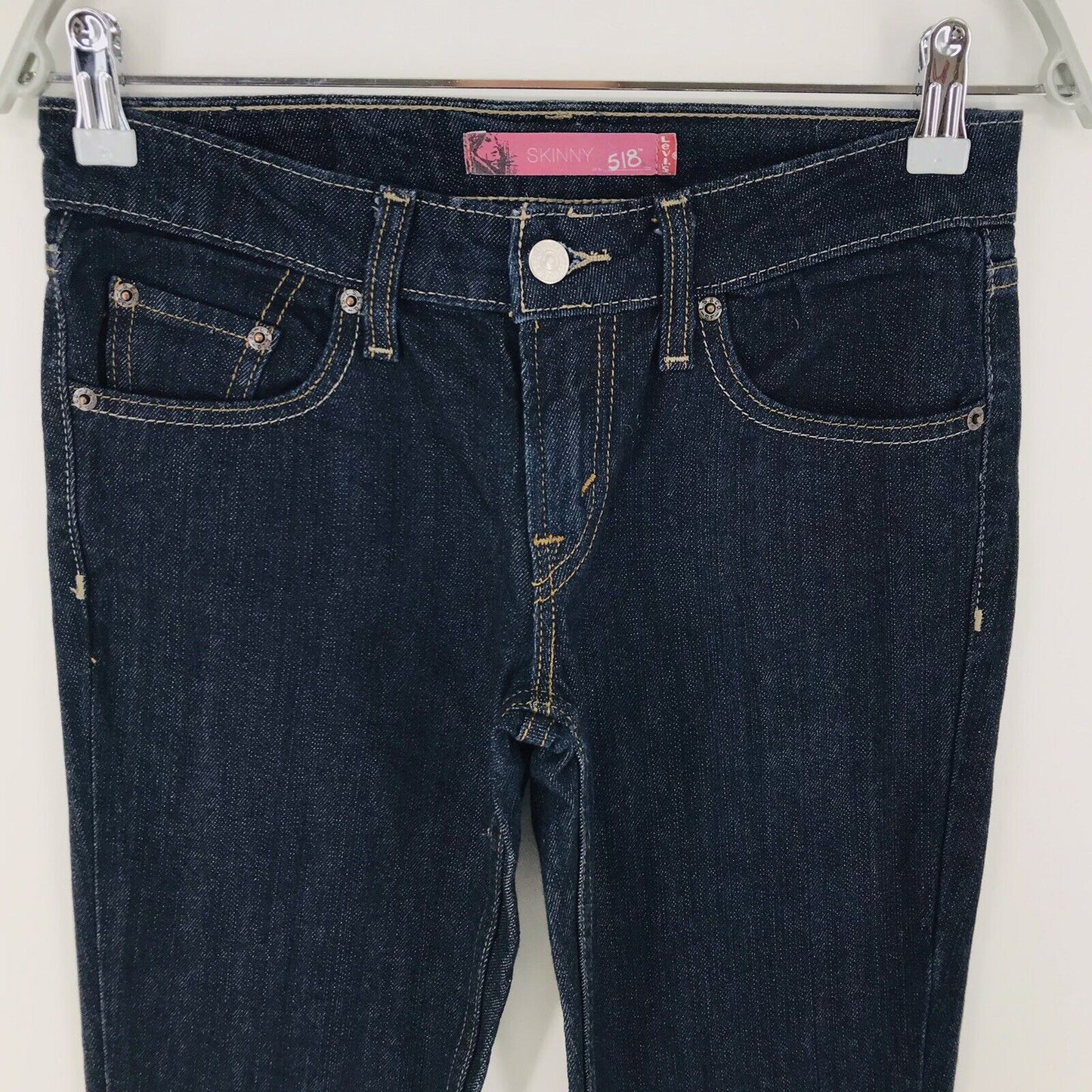 vintage Levi’s Femmes 518 Gris Foncé Taille Basse Skinny Fit Jeans W28 L34