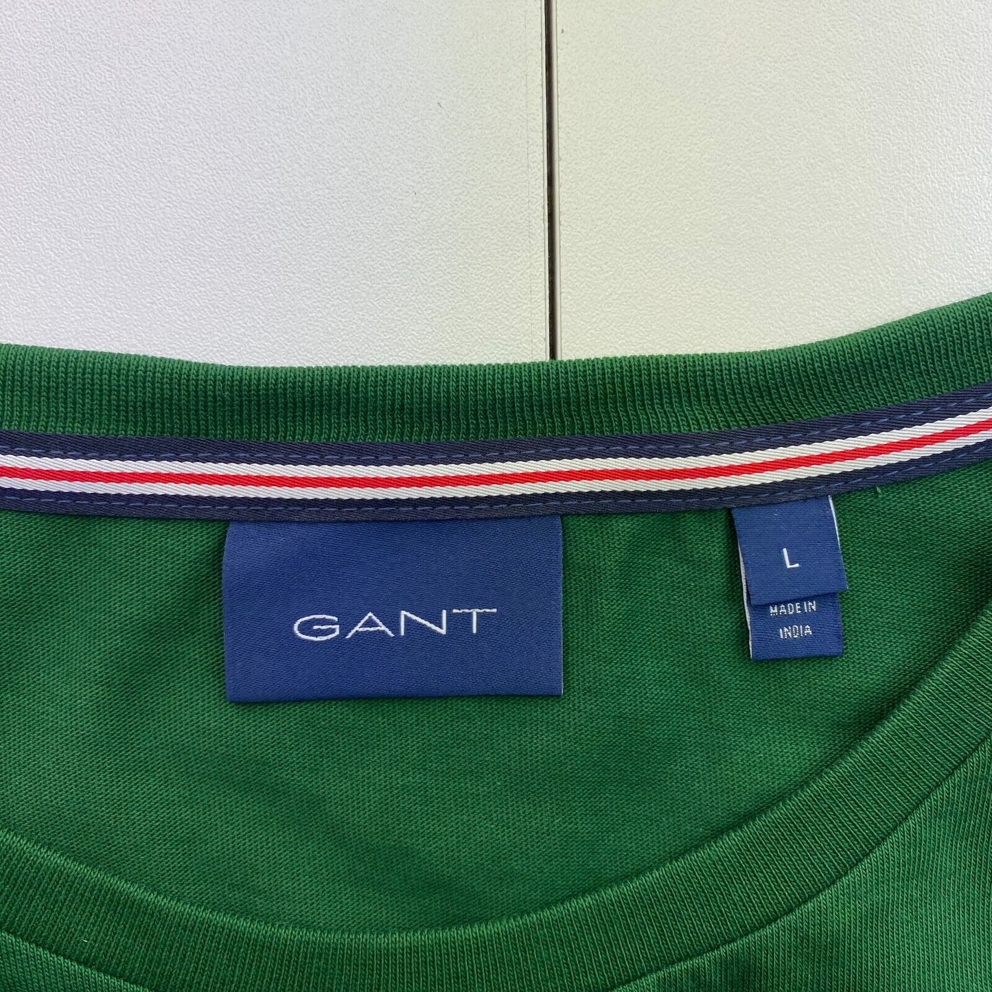 GANT Men Dark Green Retro Shield Crew Neck Long Sleeves T Shirt Size L