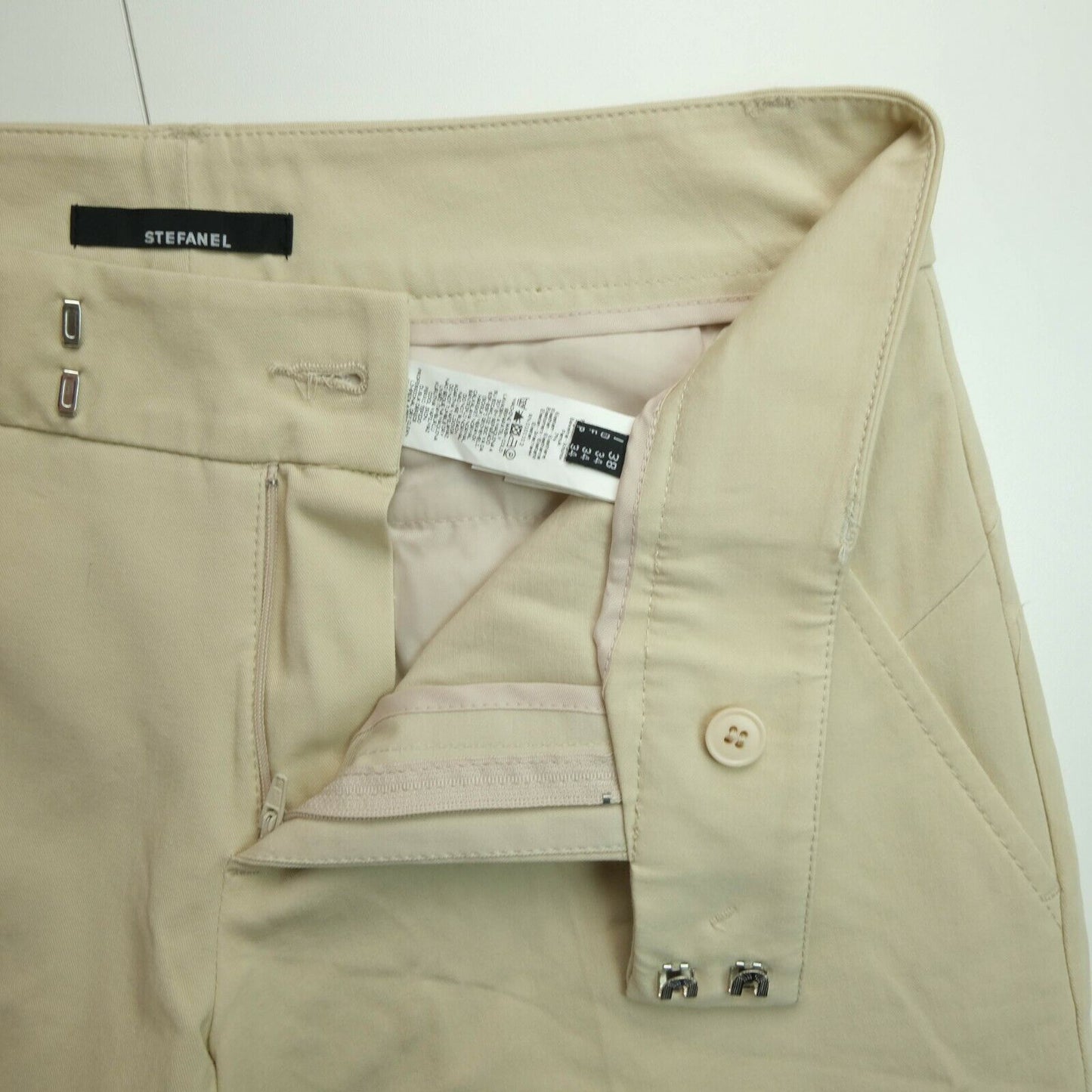 STEFANEL Hellbraune Chino-Shorts Größe EU 34 UK 4 US 2