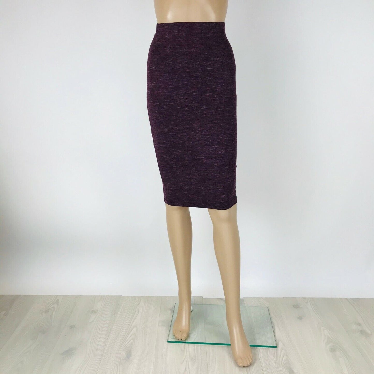 ZARA Trafaluc Women's Stretch Bordeaux Skirt Size S W26