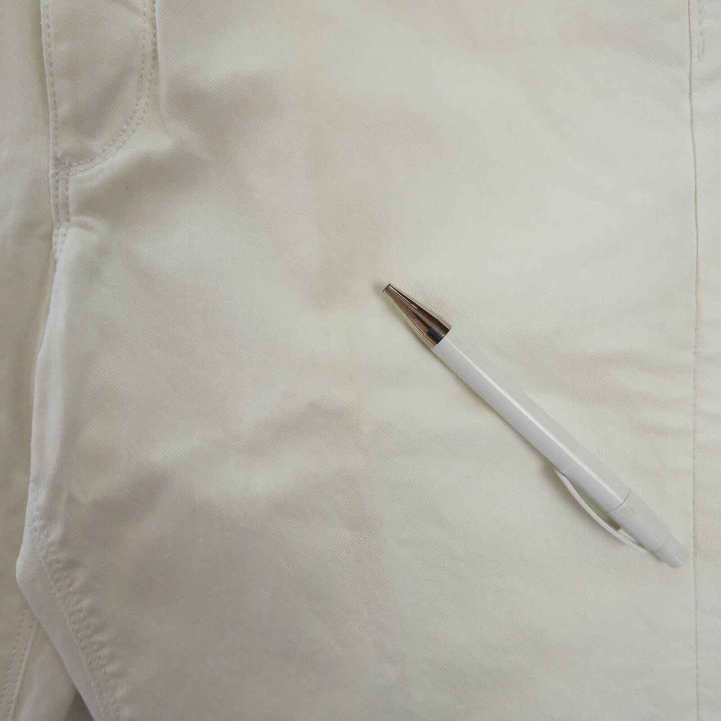 GANT White Dawn Twill gewachste Bootleg-Hose, Größe W28 L34 W30 L34