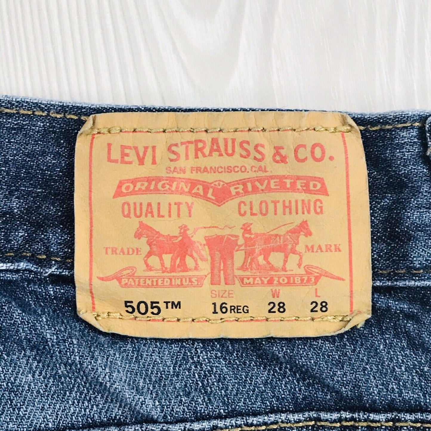 Vintage Levi's 505 Blue Regular Straight Fit Jeans 16 Reg / W28 L28