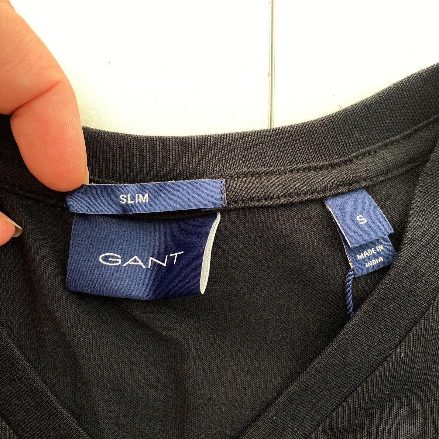 GANT Men Black Original Slim Fit V Neck Short Sleeve T Shirt Size S