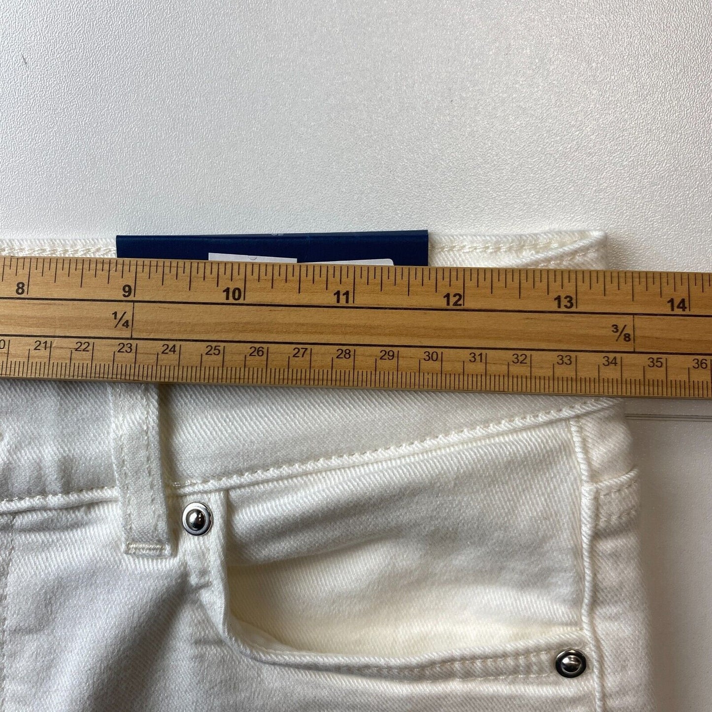 GANT Women White Slim Fit Cropped Jeans W26 L28