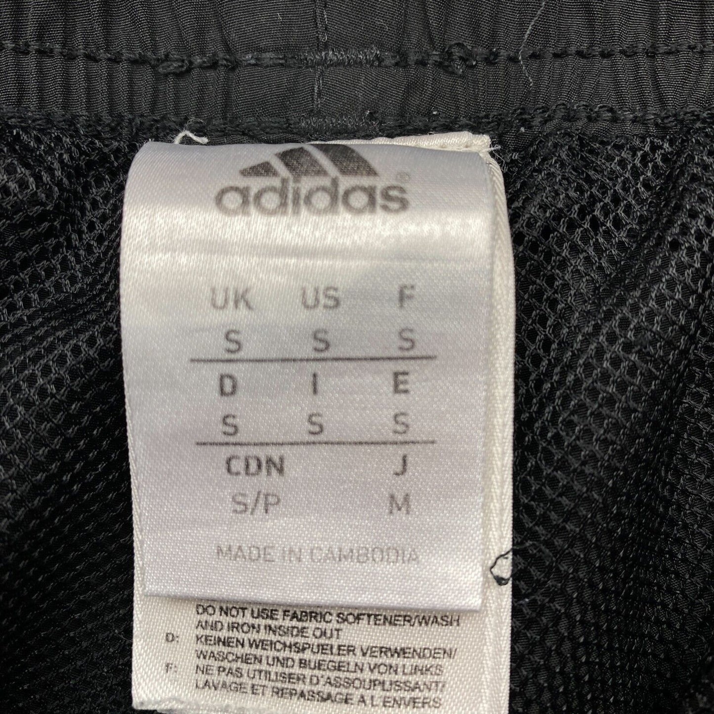 adidas Schwarze Activewear-Shorts, Größe S W26