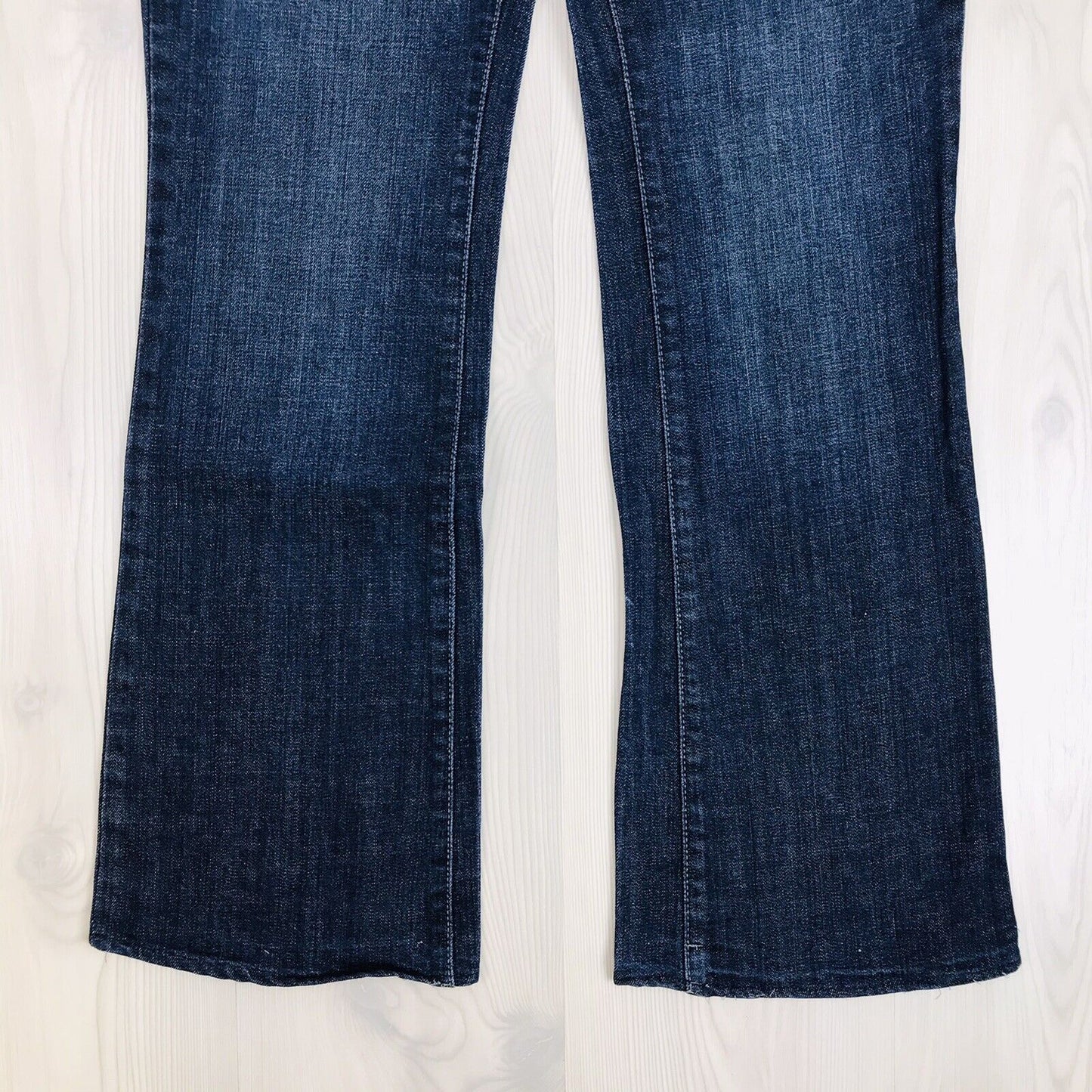 Vintage Levi's 515 Women Blue Regular Bootcut Fit Jeans Size 8 L/C / W32 L34