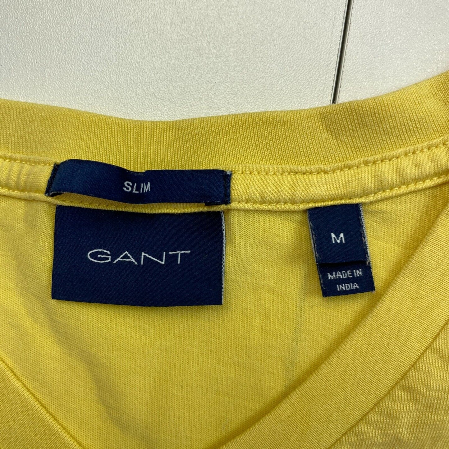 GANT Jaune Original Slim Fit SS V Neck T Shirt Taille M