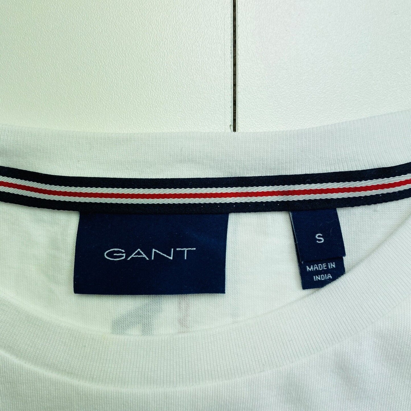 GANT T-shirt à manches longues et col rond blanc Retro Shield taille S