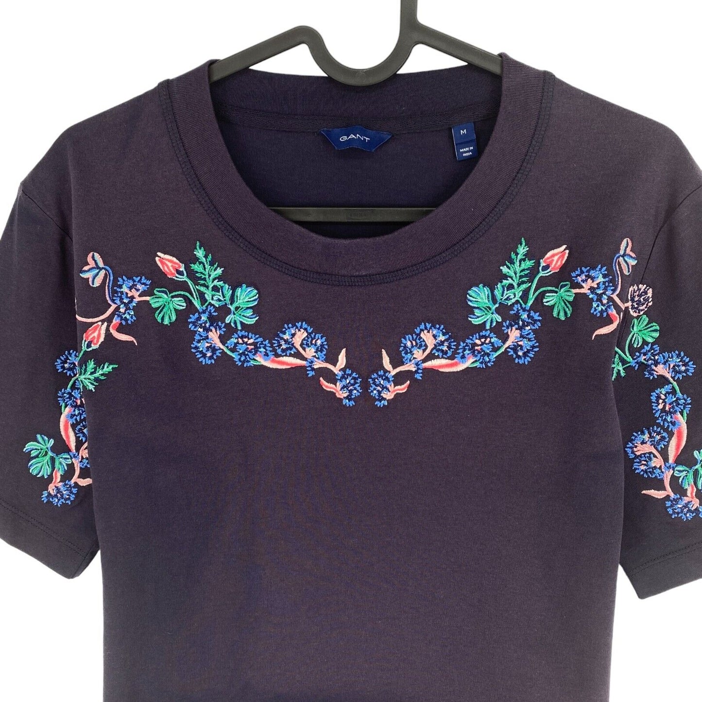 GANT Women Navy Blue Flower Embroidered Crew Neck Short Sleeve T Shirt Size M