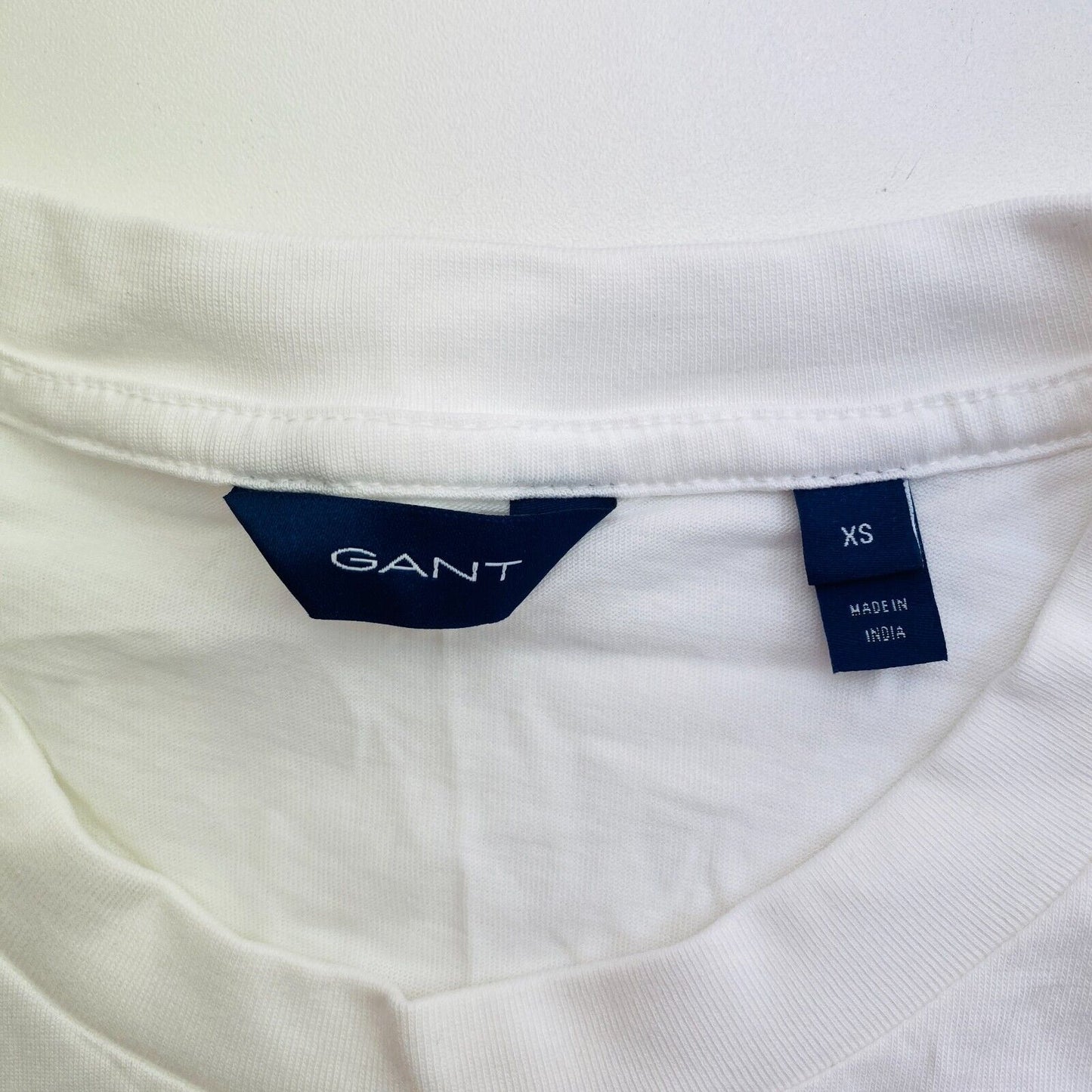 GANT Women White Tonal Archive Shield EMB Crew Neck Short Sleeve T Shirt Size XS