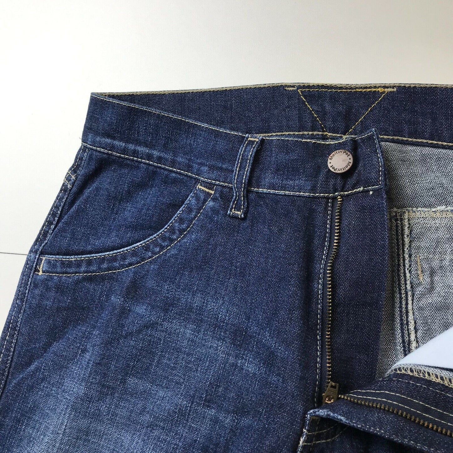 Meltin' Pot NORTON Damen Jeans in normaler Bootcut-Passform, Blau, Größe W30