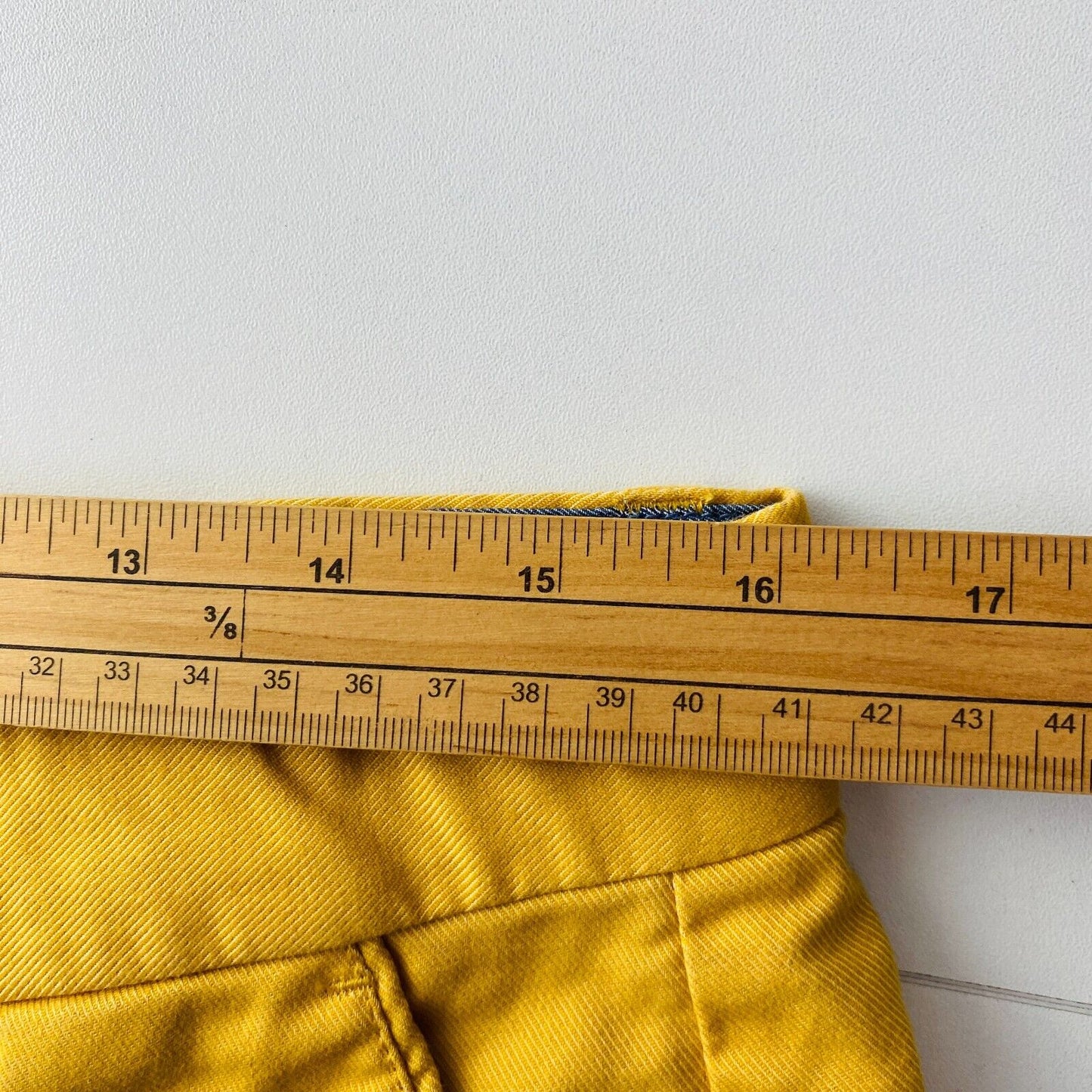 GANT Mens Yellow Slim Fit Chino Shorts Size W33