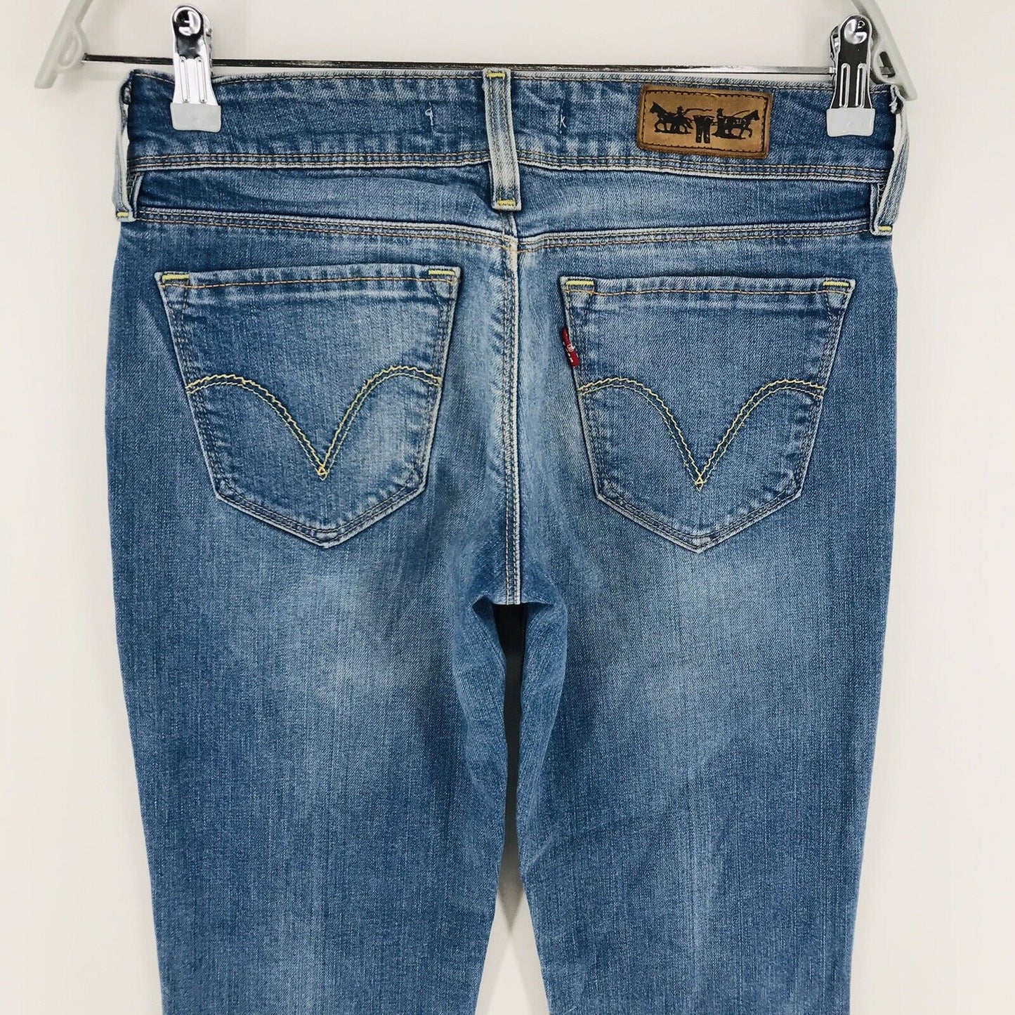 Vintage Levi's 470 Women Blue Stretch Regular Straight Fit Jeans Size W28 L32