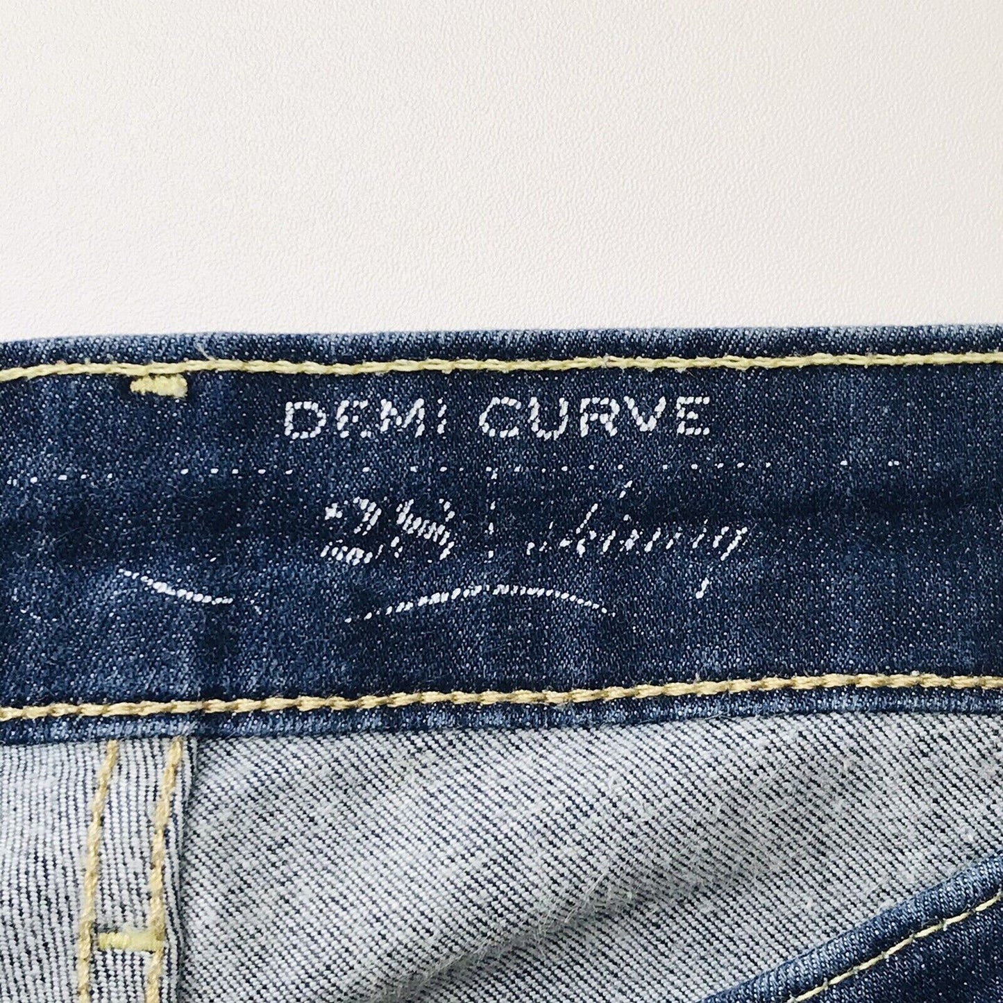 Vintage Levi's Demi Curve Women Dark Blue Stretch Skinny Fit Jeans Size W28 L34