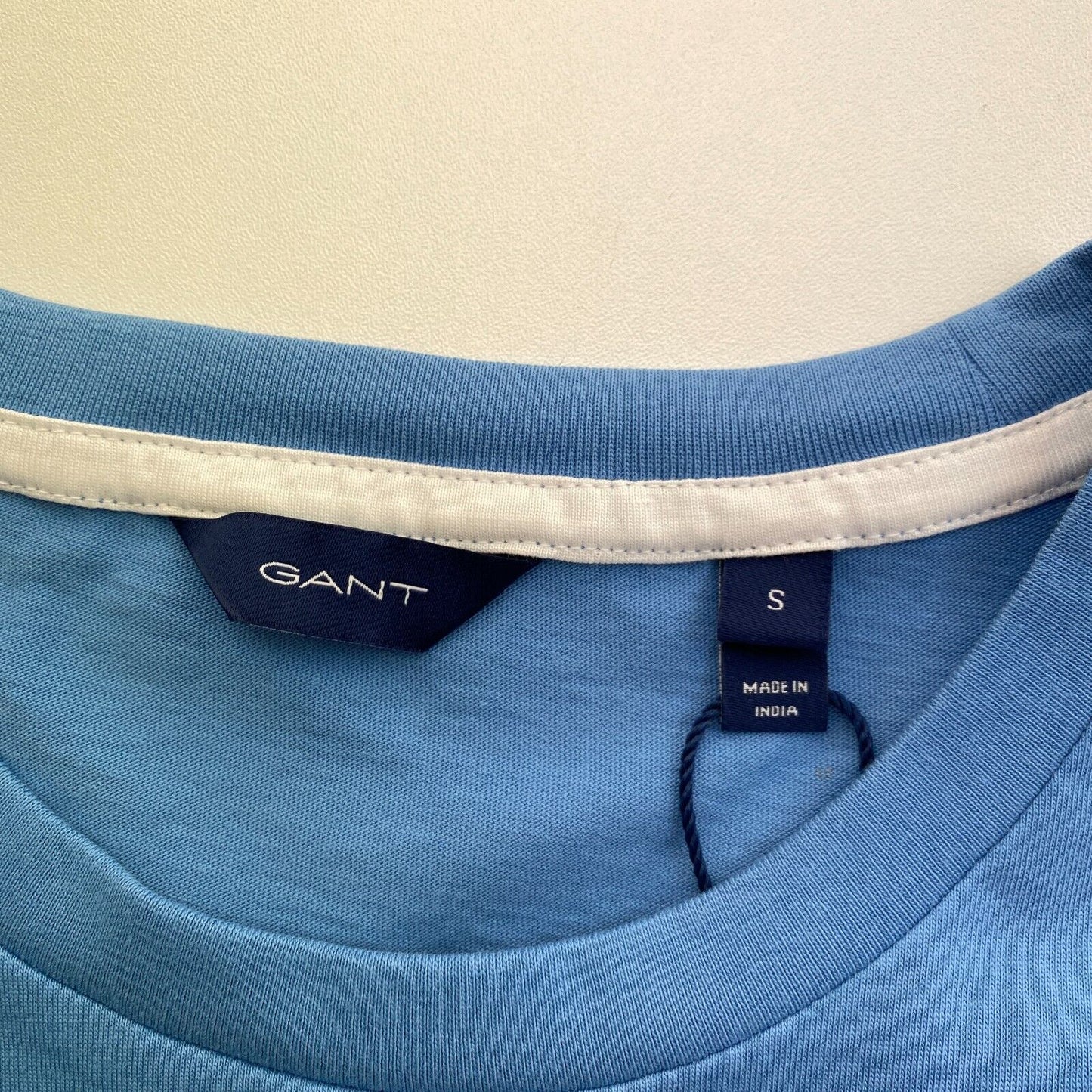 GANT Blue MD. Crew Neck T-Shirt Size S