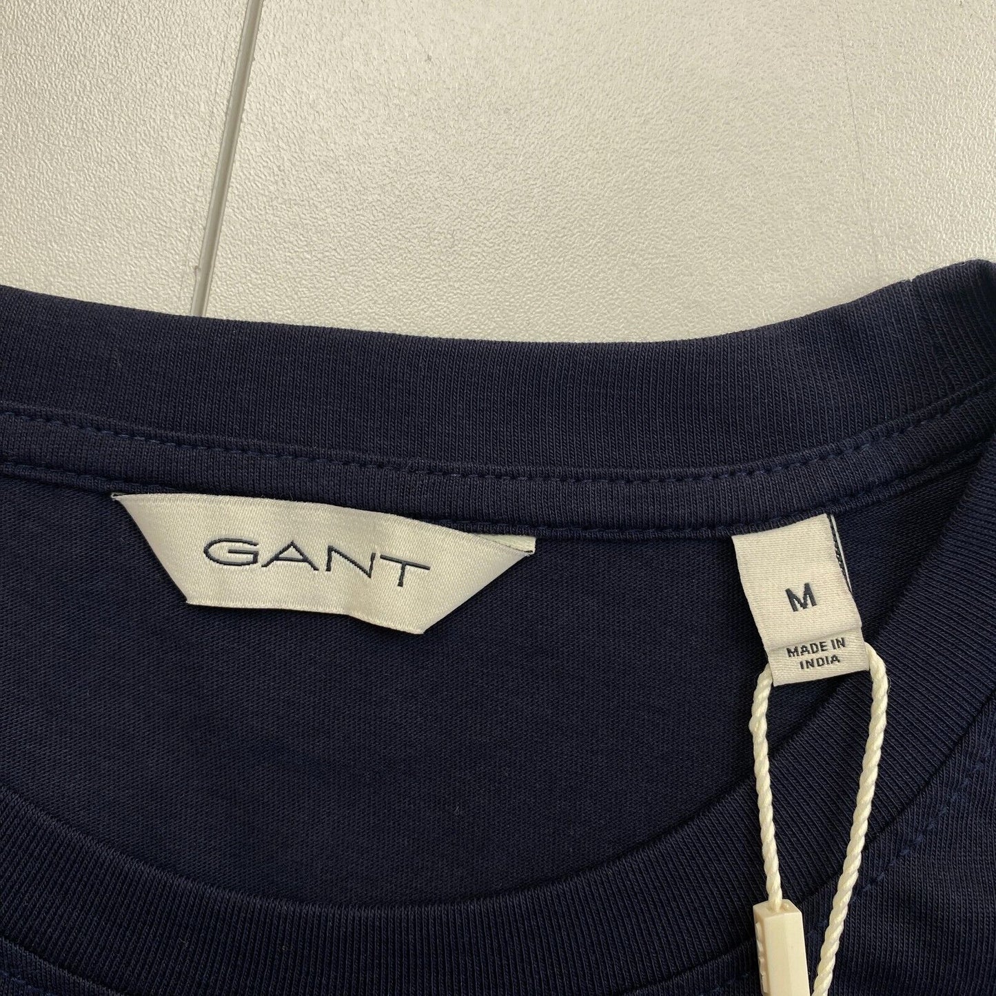 GANT Women Navy Blue Reg Tonal Graphic Crew Neck SS T Shirt Size M