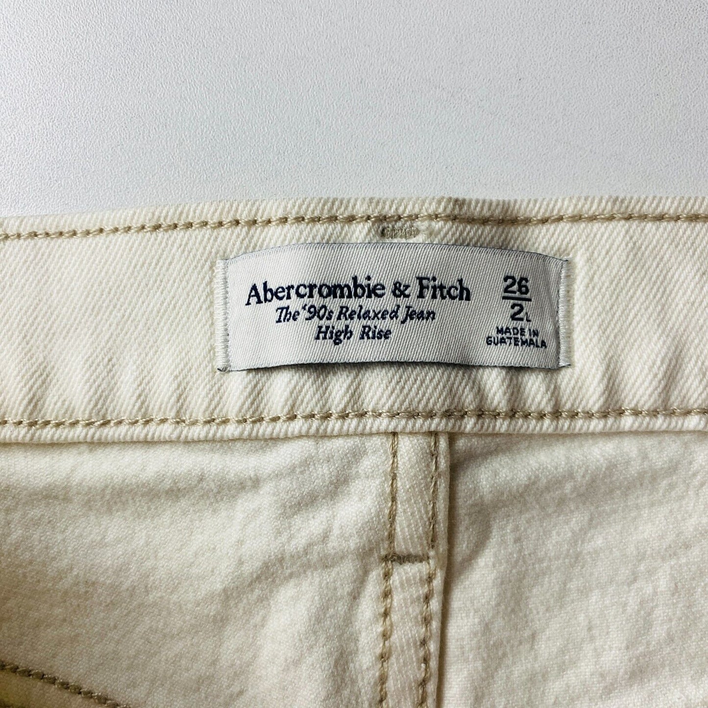 Abercrombie & Fitch Women Beige High Rise 90's Relaxed Fit Jeans Size W27