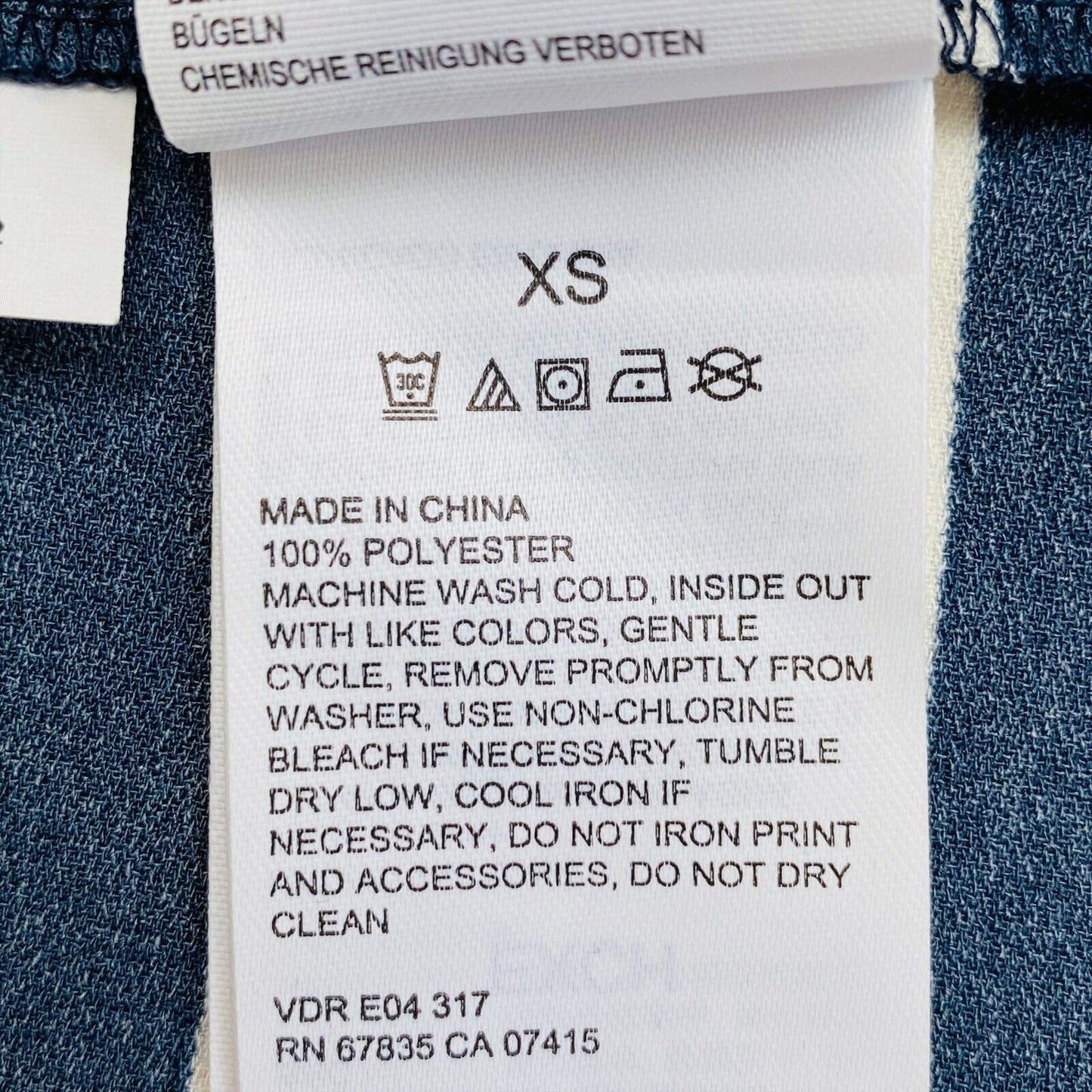 NAUTICA Marineblau gestreifte Bluse mit langen Ärmeln und ausgestelltem Rundhalsausschnitt, Größe XS