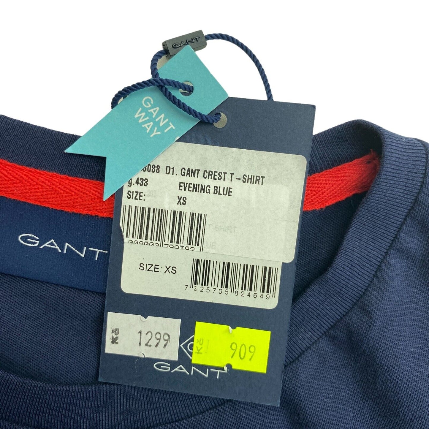 GANT T-shirt à col rond avec logo bleu marine et écusson Taille XS