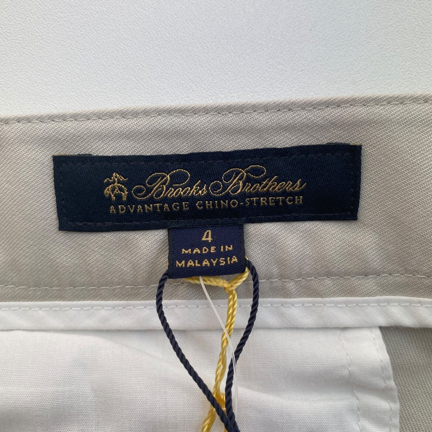 Brooks Brothers Beige Chinohose aus massiver Baumwolle, Größe EU 38 UK 10 US 4