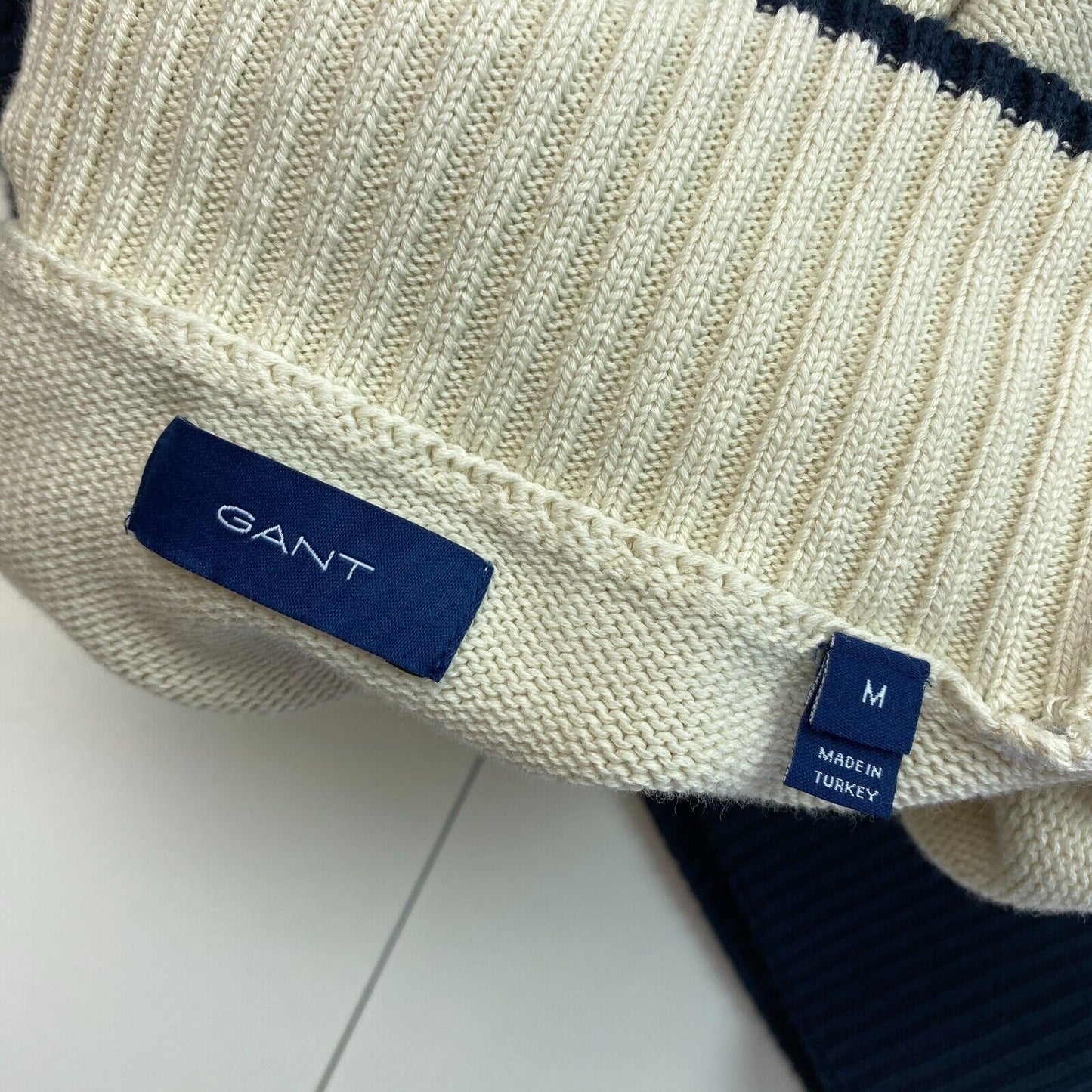 GANT Beige Logo Pull à col montant Pull Taille M