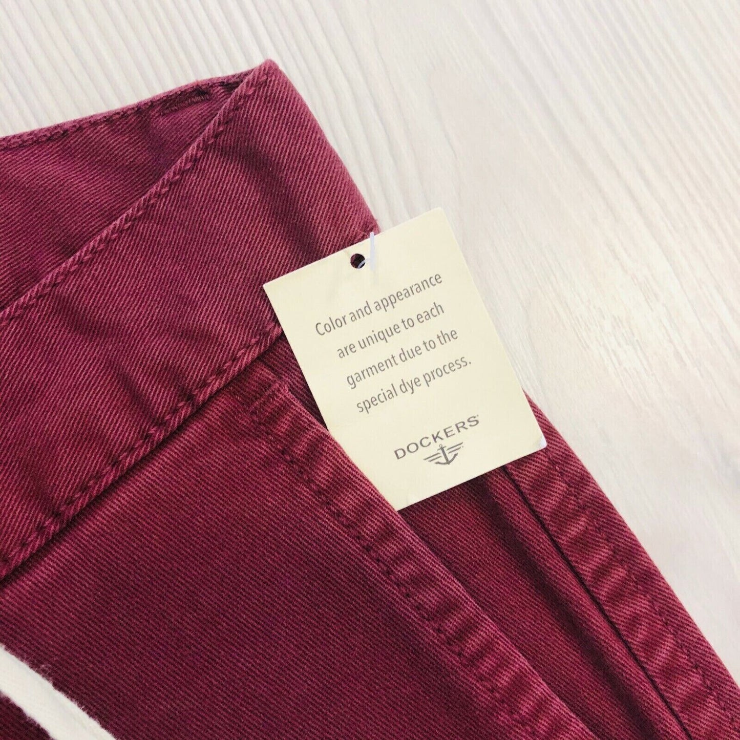 DOCKERS The Broken In Bordeaux Dark Red Slim Tapered Fit Pants Trousers W33 L36