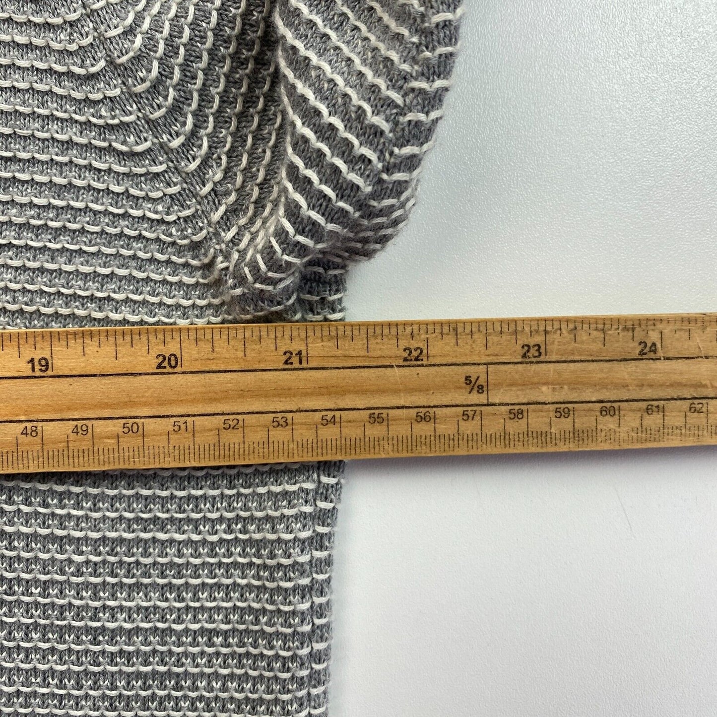 GANT Pullover mit Rundhalsausschnitt, leichte Textur, Grau, Größe M