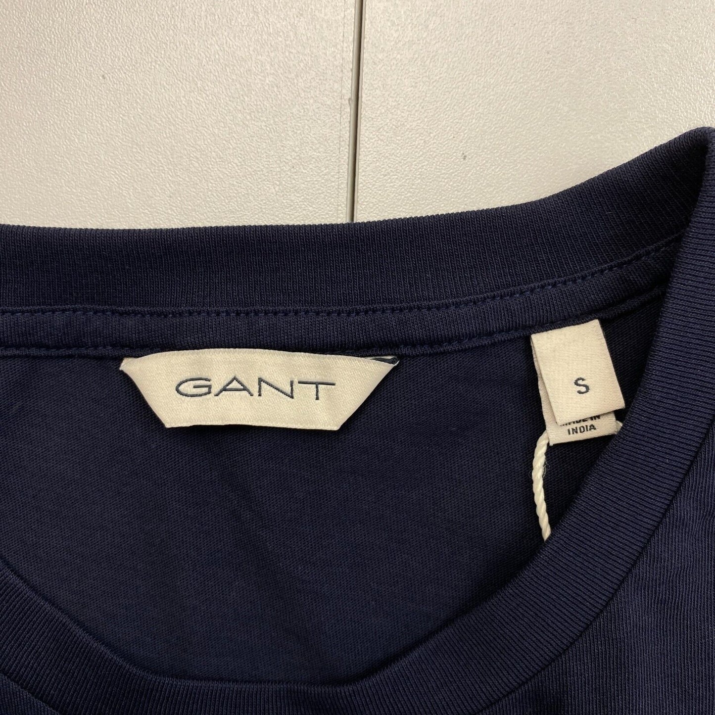 GANT Women Navy Blue Reg Tonal Shield Crew Neck Short Sleeves T Shirt Size S