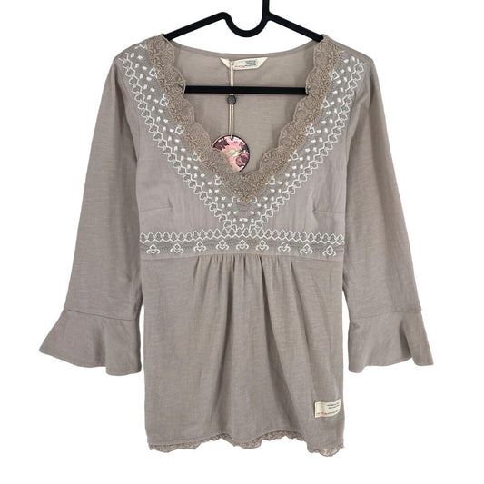 ODD MOLLY Grey Lace Vibration V Neck Blouse Size 0 / XS