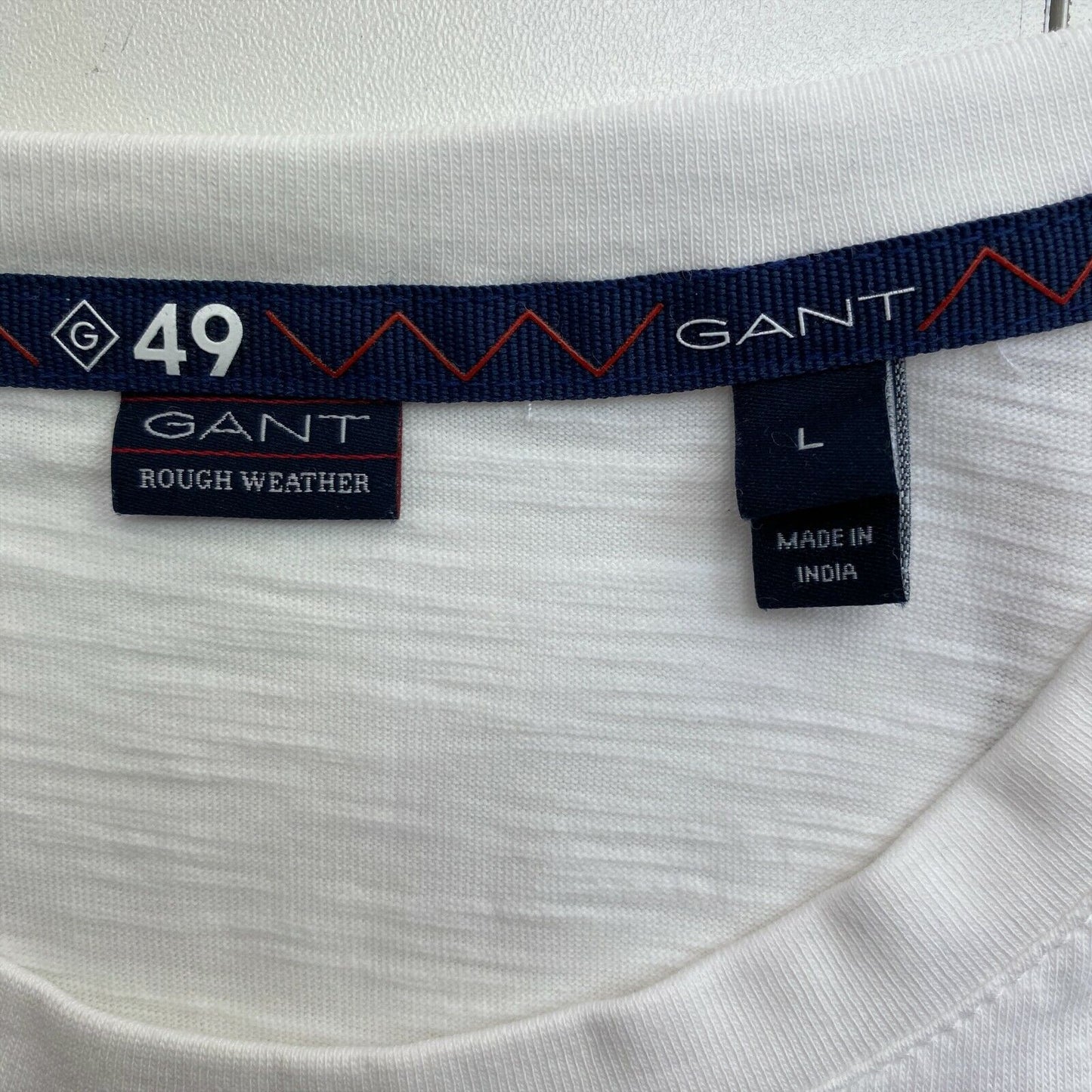 GANT T-Shirt mit Rundhalsausschnitt und Rough Weather-Logo, Weiß, Größe L