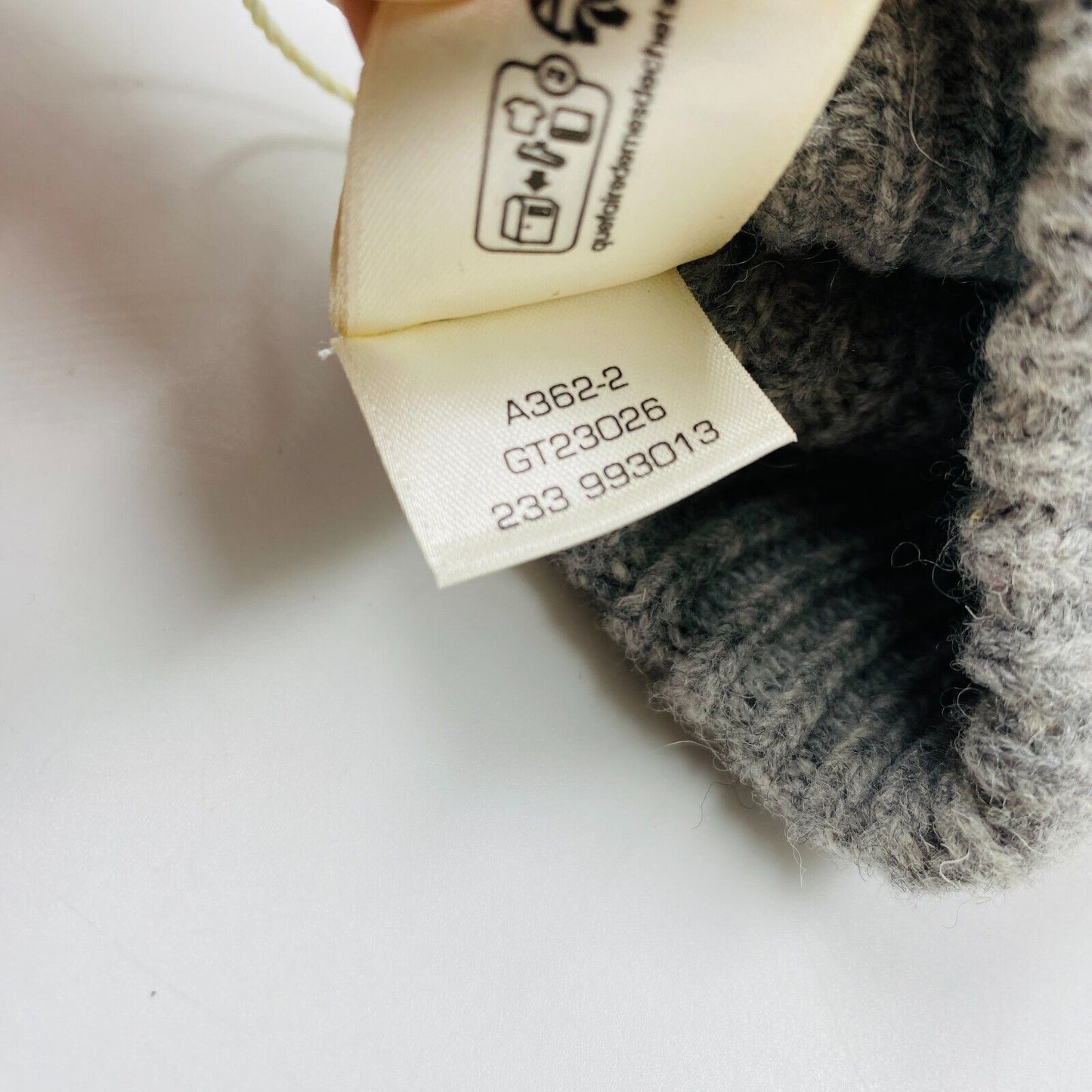 GANT Unisex Kids Grey Wool Blend Warm Gloves Size L - XL