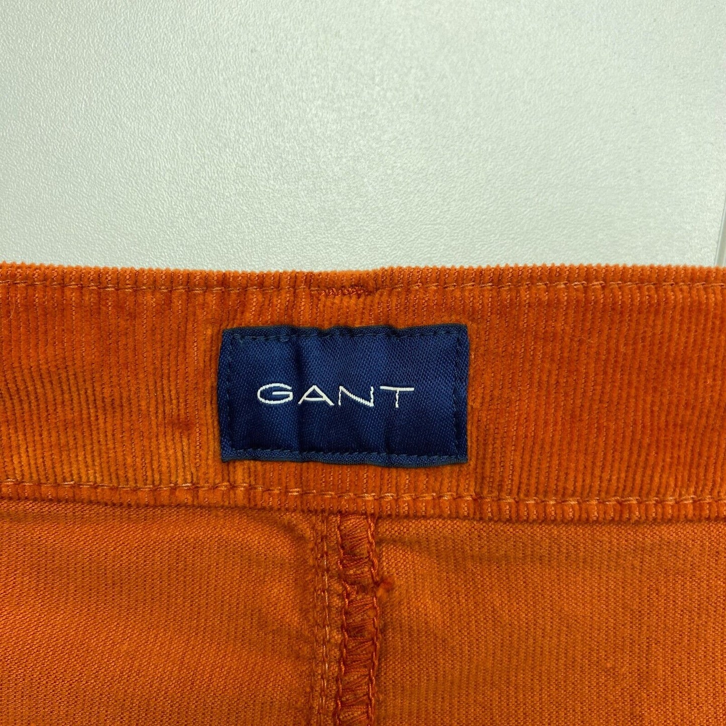 GANT Damen FARLA Cord-Jeans in Slim Fit, verkürzte Jeans in Dunkelorange, Größe W30