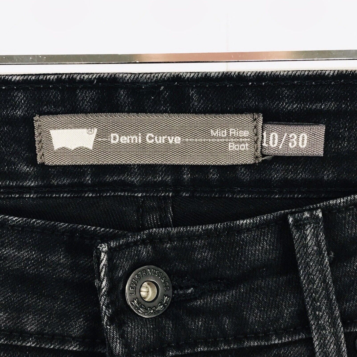 Levi's Demi Curve Women Black Mid Rise Bootcut Fit Jeans W30 L30