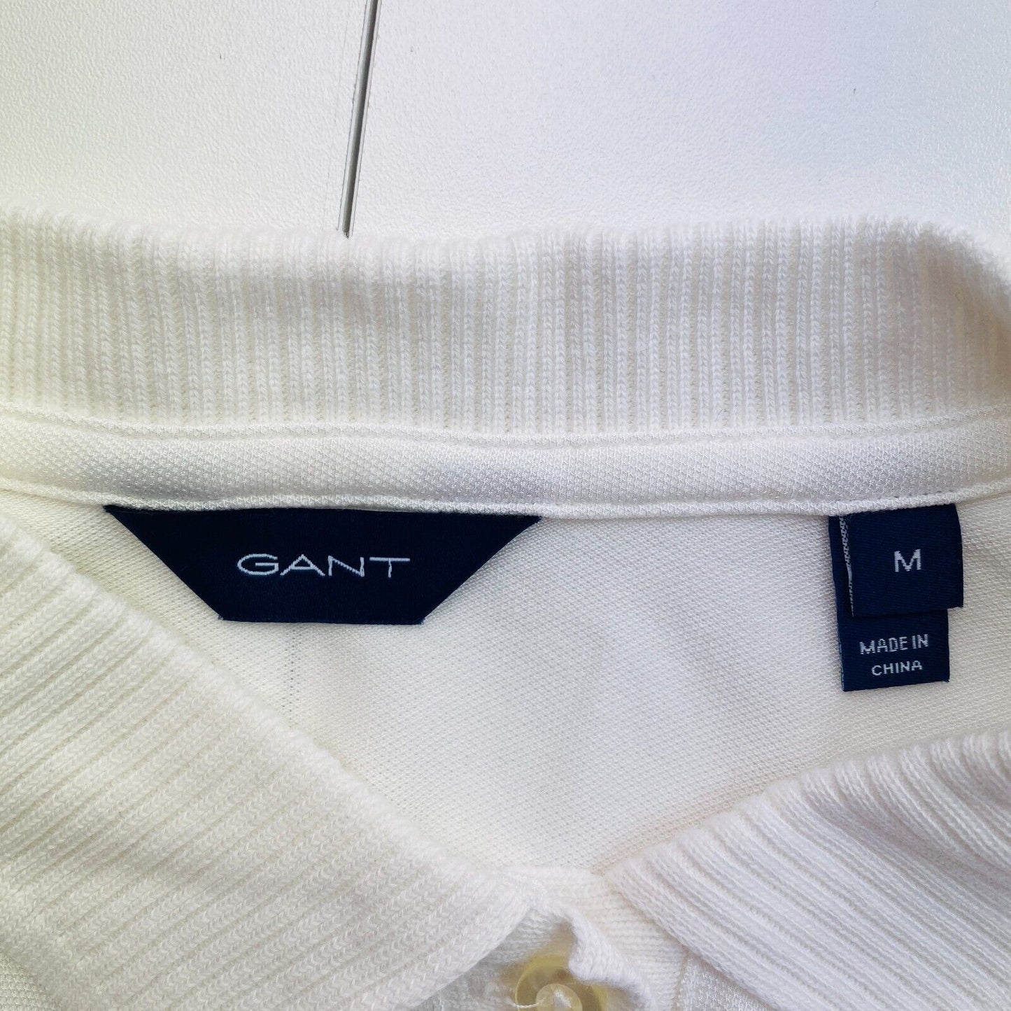 GANT Women White Detail Collar Short Sleeves Polo Shirt Size M