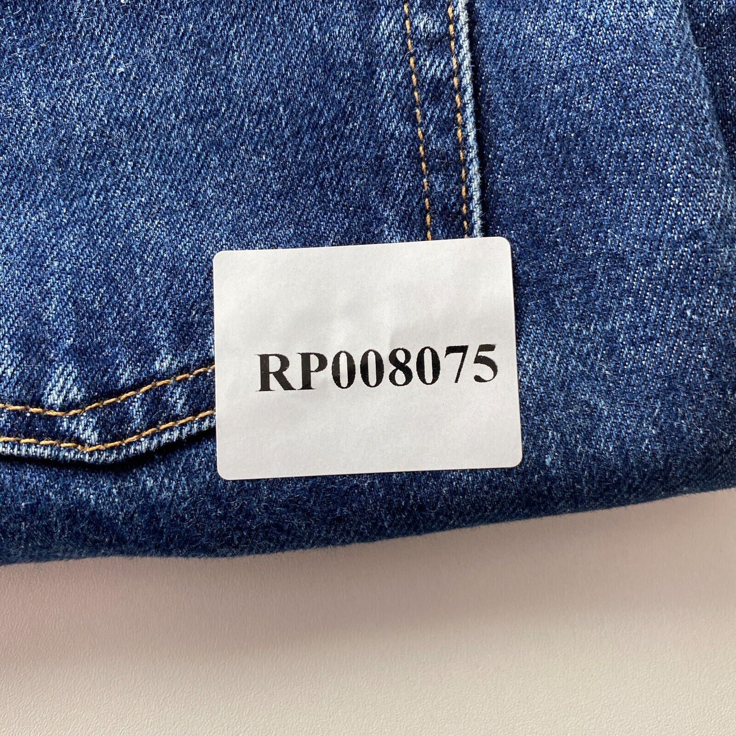 GUESS 060 Blaue Jeans mit niedriger Taille und normaler Bootcut-Passform für Damen, W30 L32, hergestellt in den USA