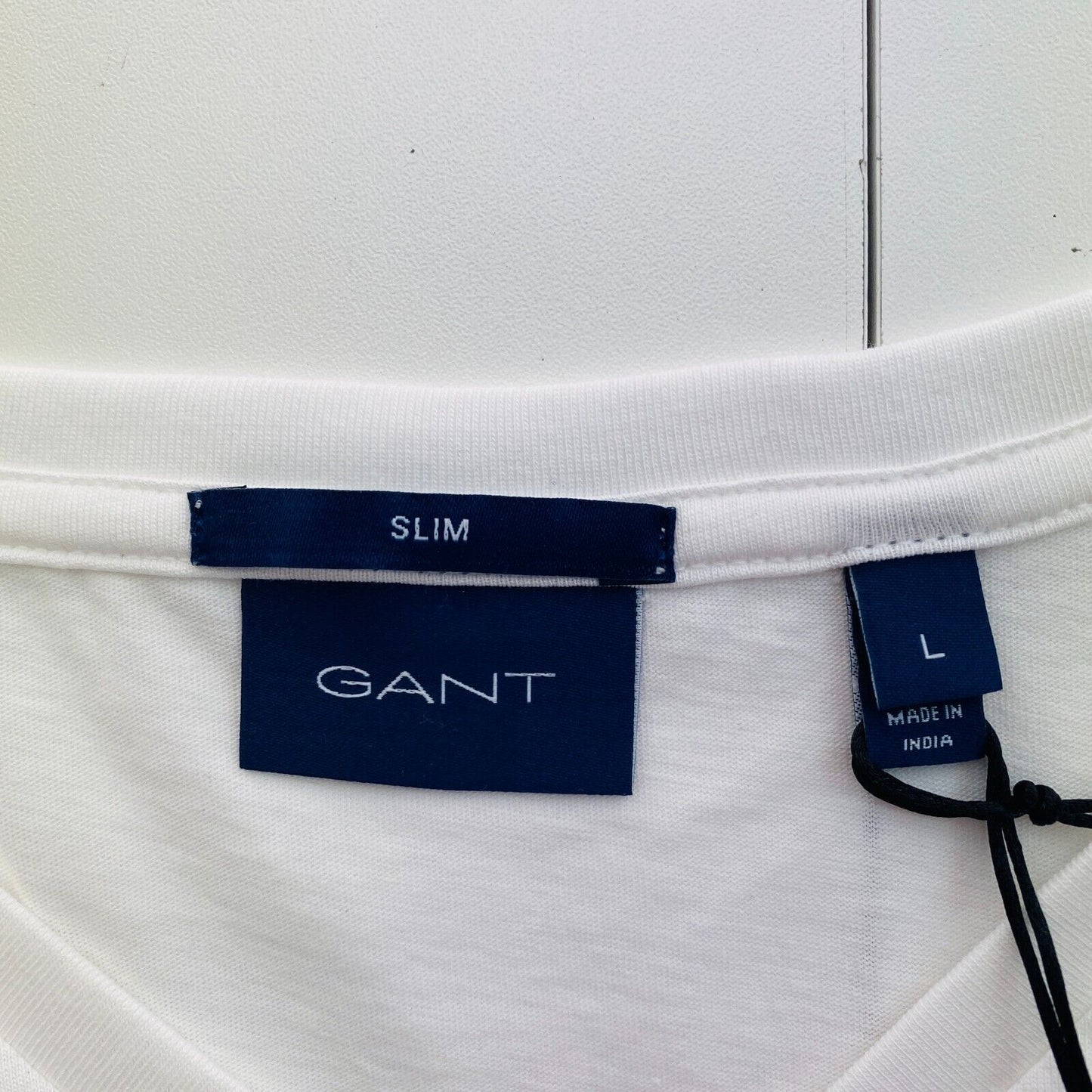 GANT Men White Original Slim Fit V Neck Short Sleeves T Shirt Size L