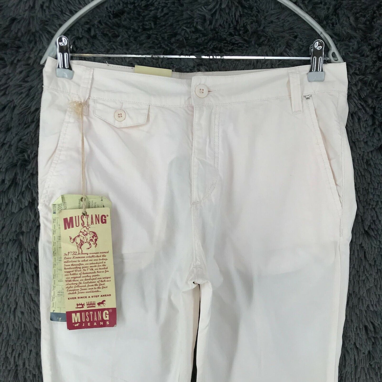 MUSTANG PIXIE Pantalon Chino Capri Femme Rose Clair Coupe Fuselée Régulière W29 L32