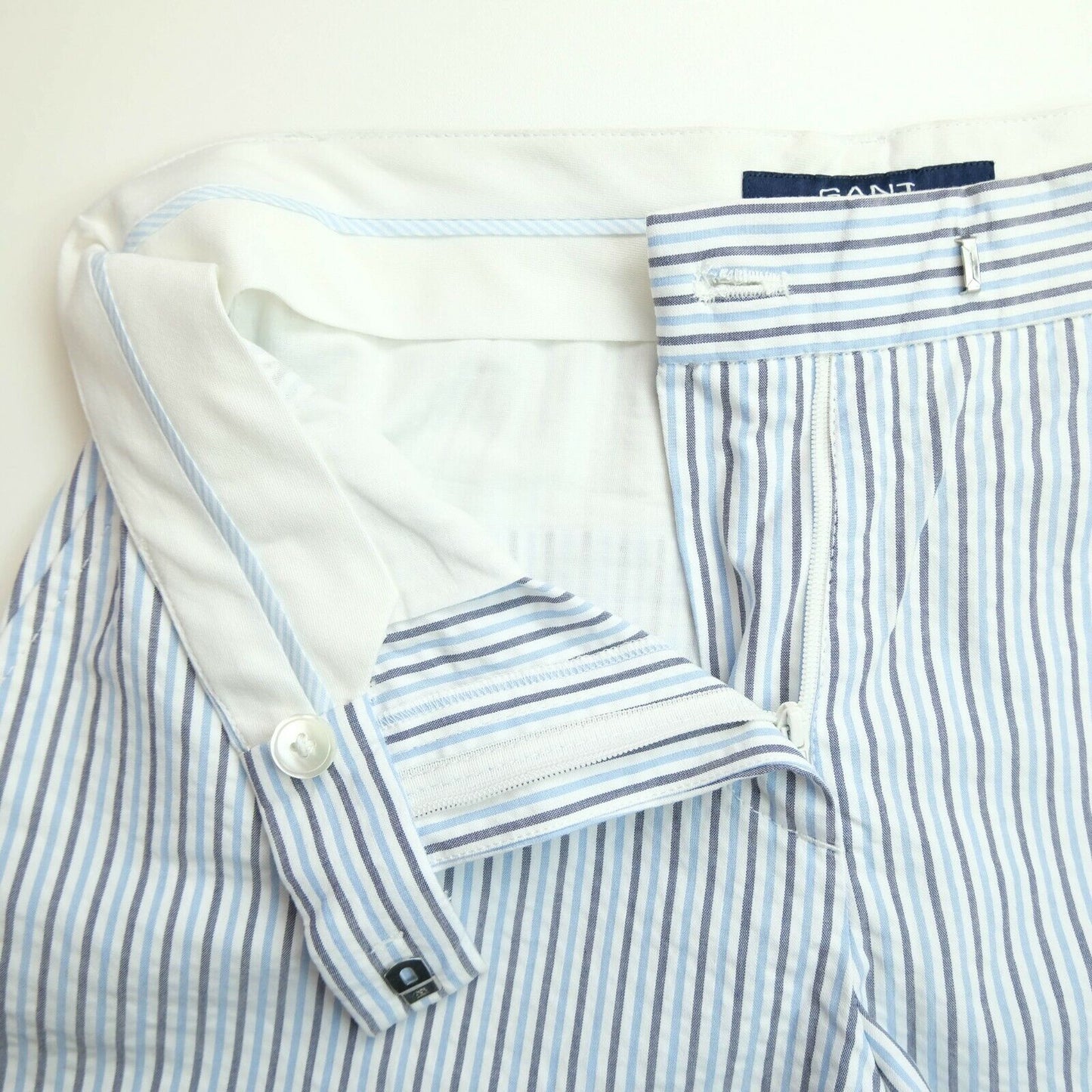 GANT White Blue Striped Seer Sucker Shorts Size EU 34 UK 8 US 4