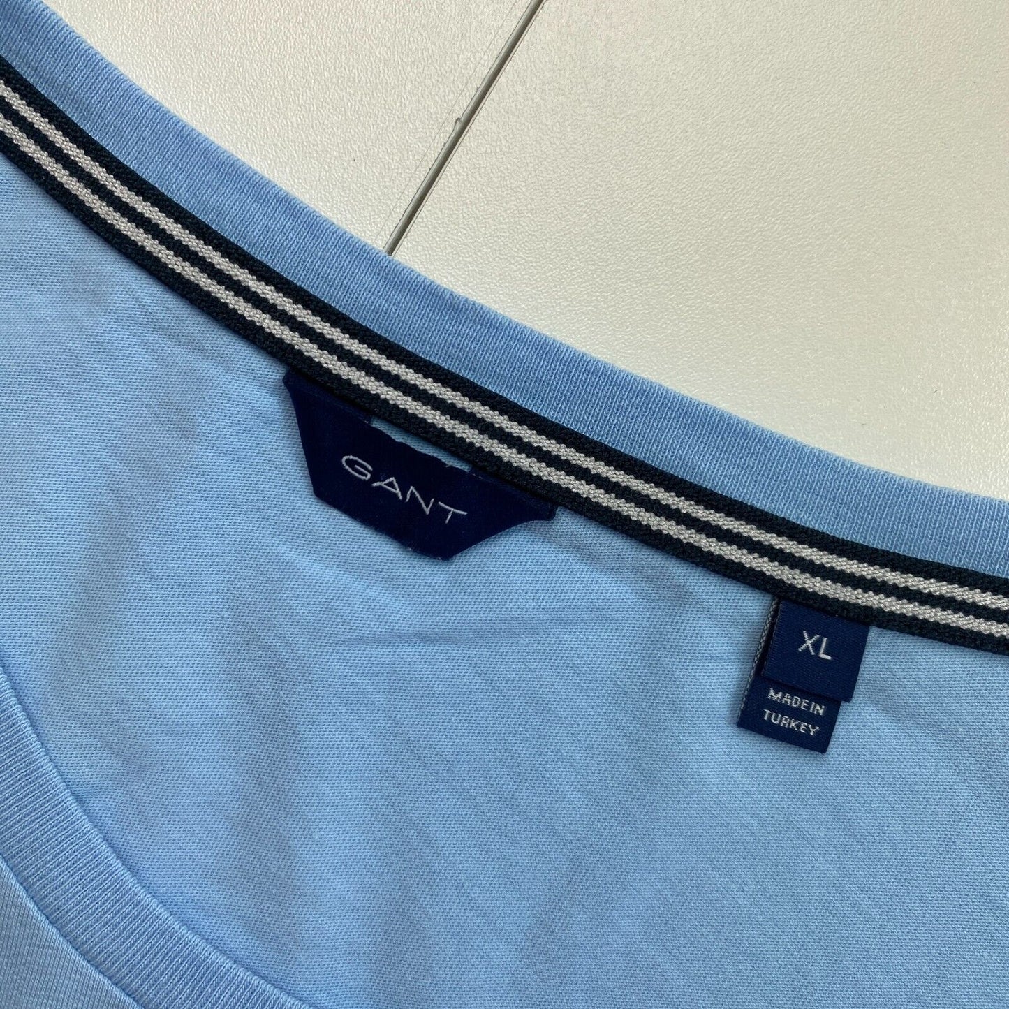 GANT T-shirt à col rond avec logo bleu clair taille XL