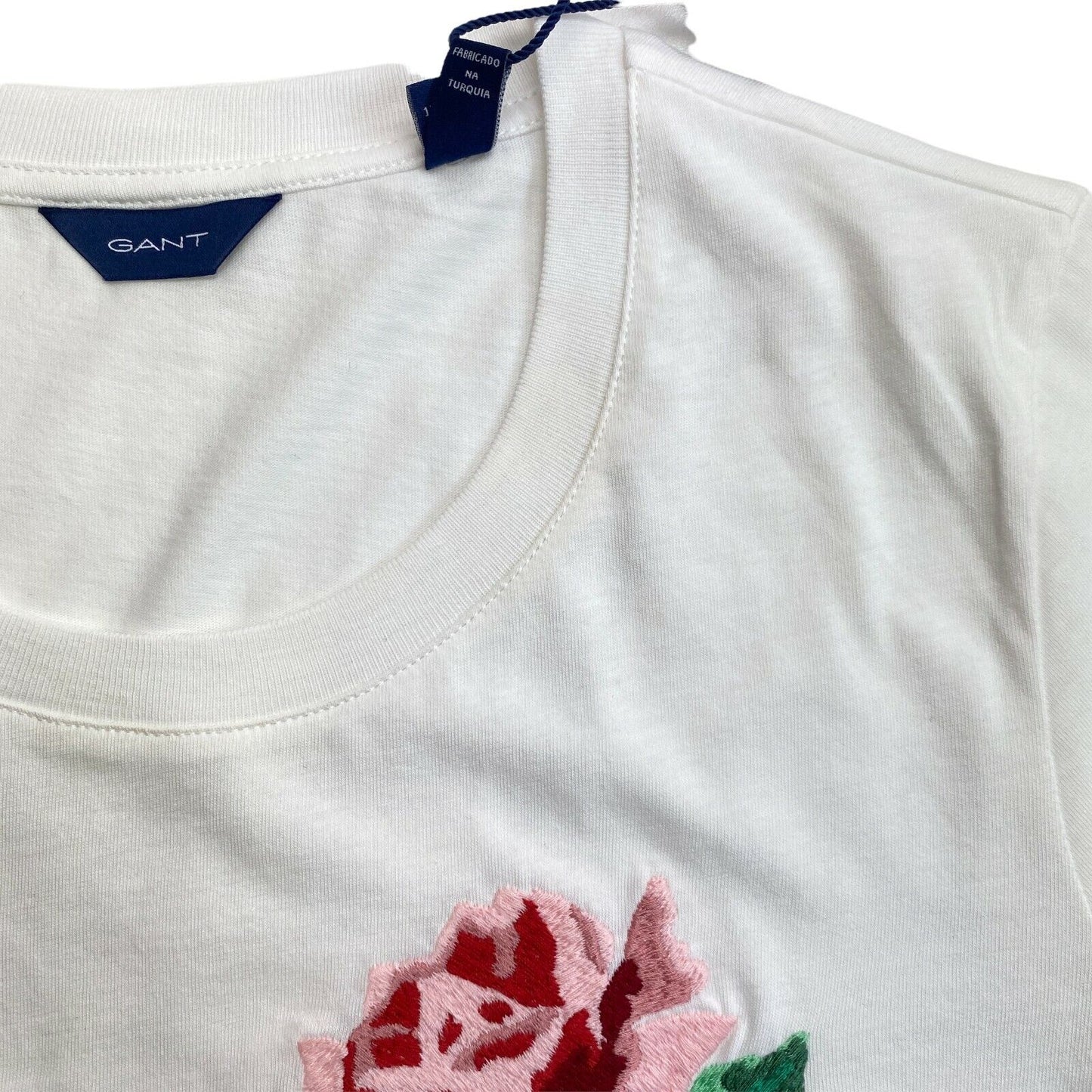 GANT T-Shirt mit Rundhalsausschnitt und Blumenstickerei, Größe XS, weiß