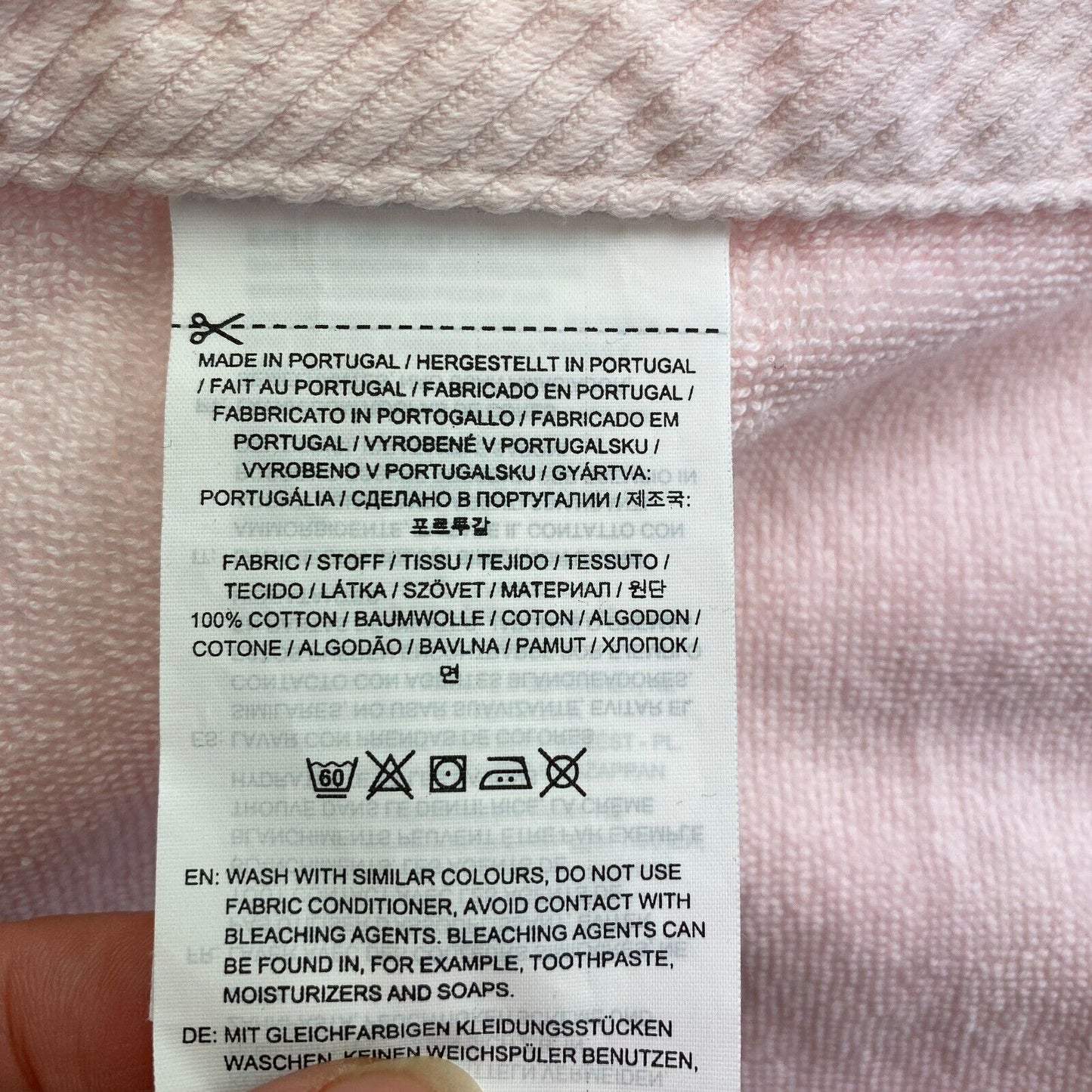 GANT Pink Solid Bath Towel Size 70 x 140 cm