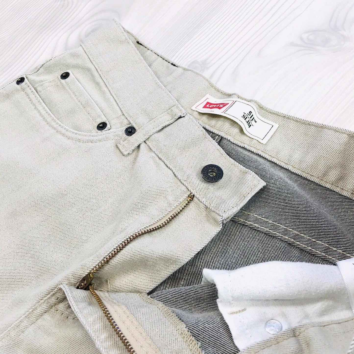 Vintage Levi's 511 Boys Beige Slim Fit Jeans 18 Reg / W29 L29